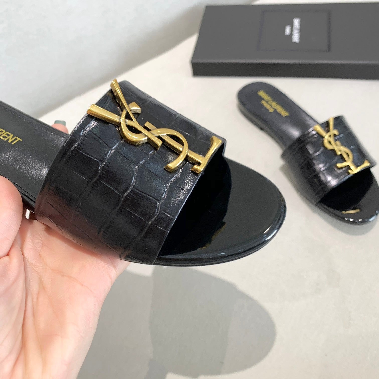 [TOP] Y$L Monogram Croc Slide - Black - Ysl Yves Saint Laurent