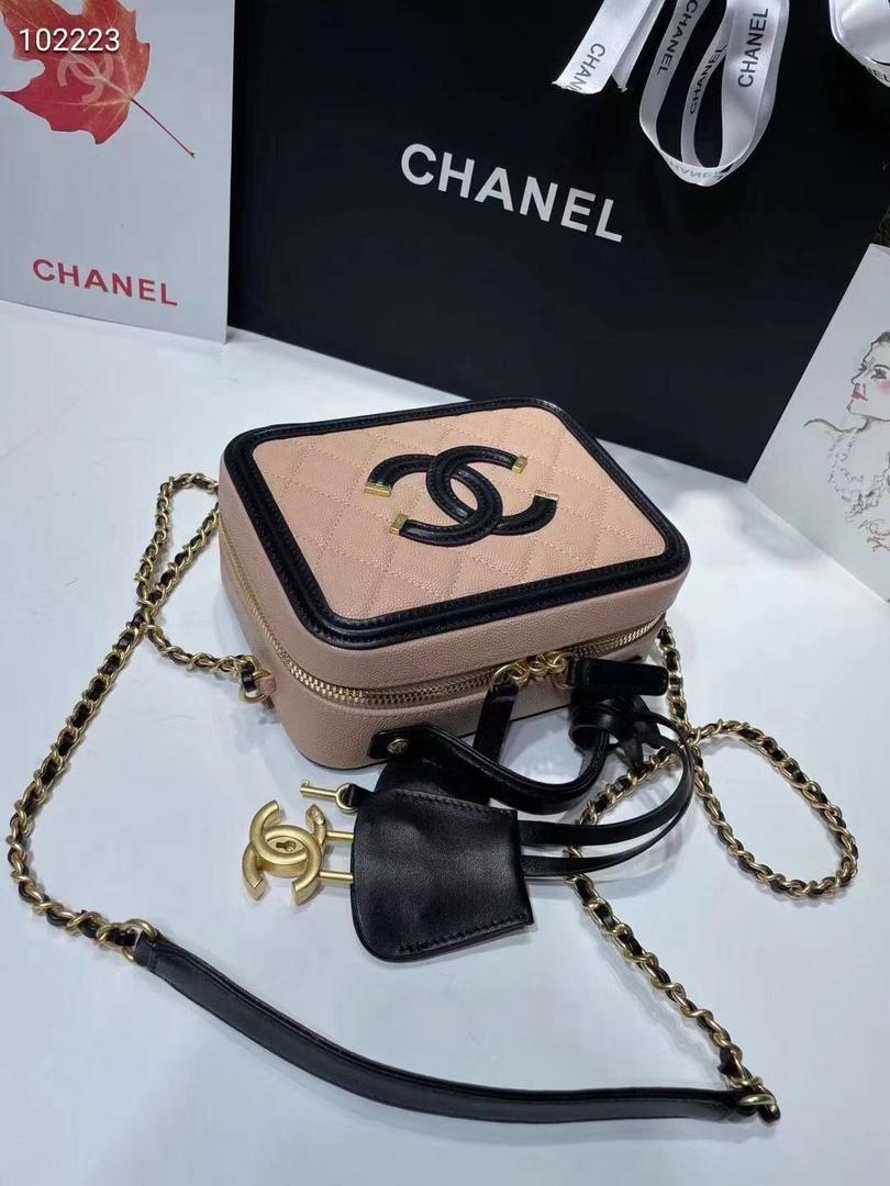 [TOP] CH@NEL Vanity Case Bag  Small - Light Pink - Chanel