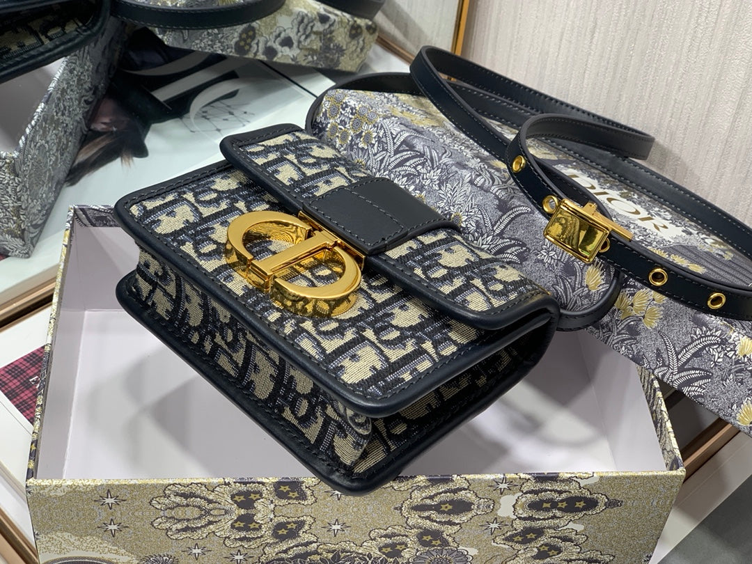 [Top] D!or 30 Montaigne Jacquard Bag Mini - Christian Dior