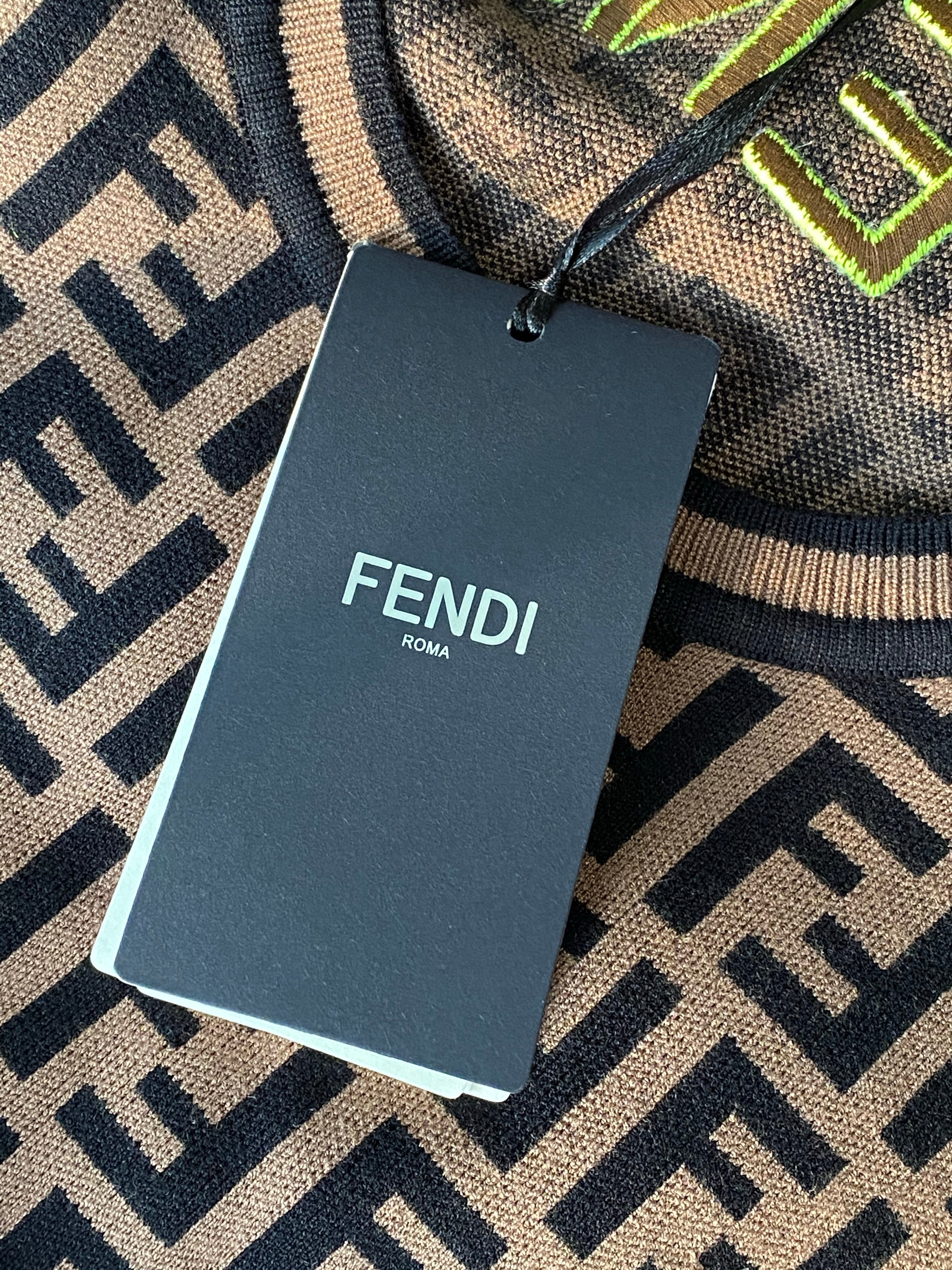 [TOP] F€NDI FF Logo Knitted Dress