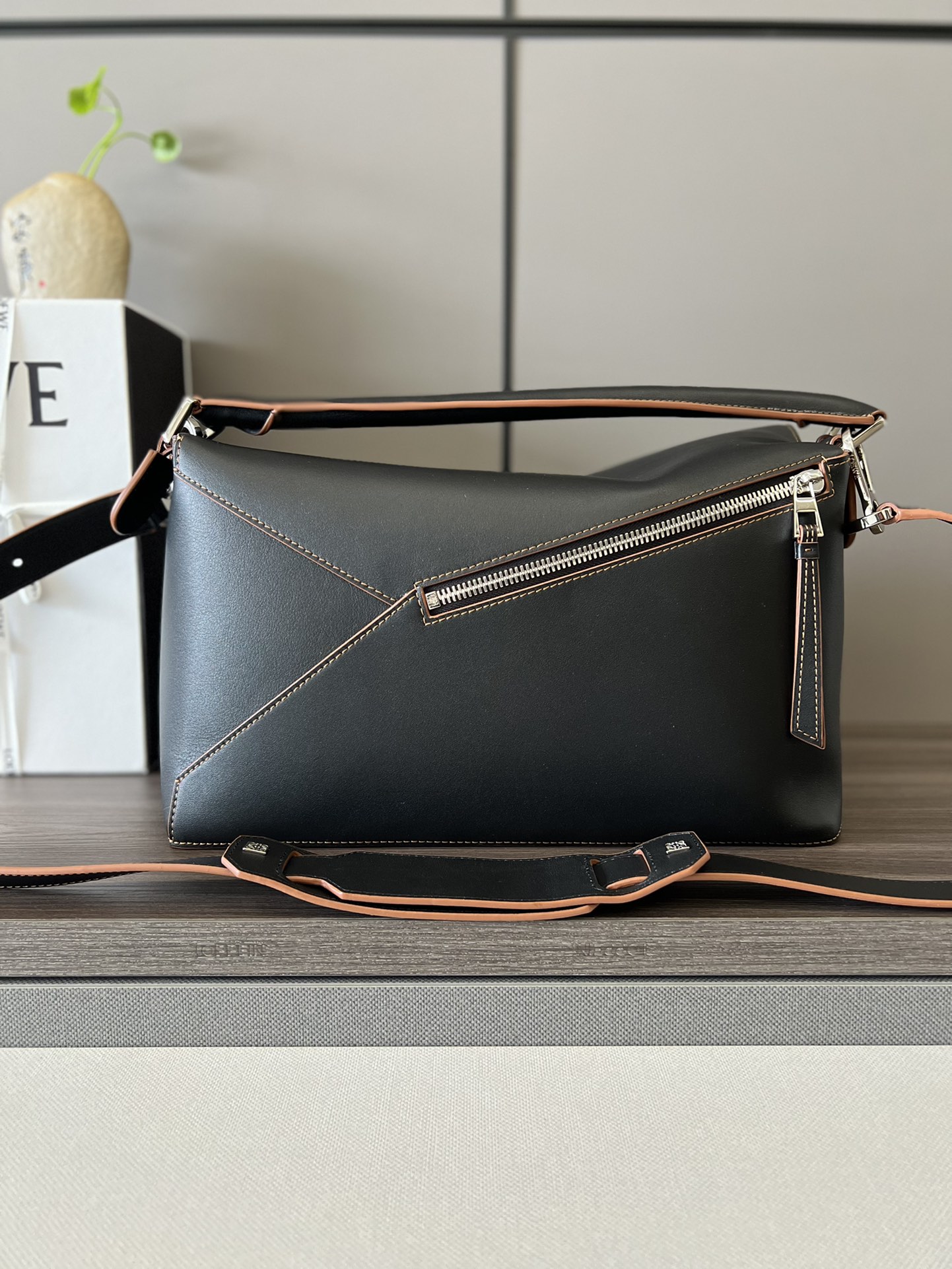 [TOP] LOEW€ Puzzle Bag Anagram - Black Brown - Loewe
