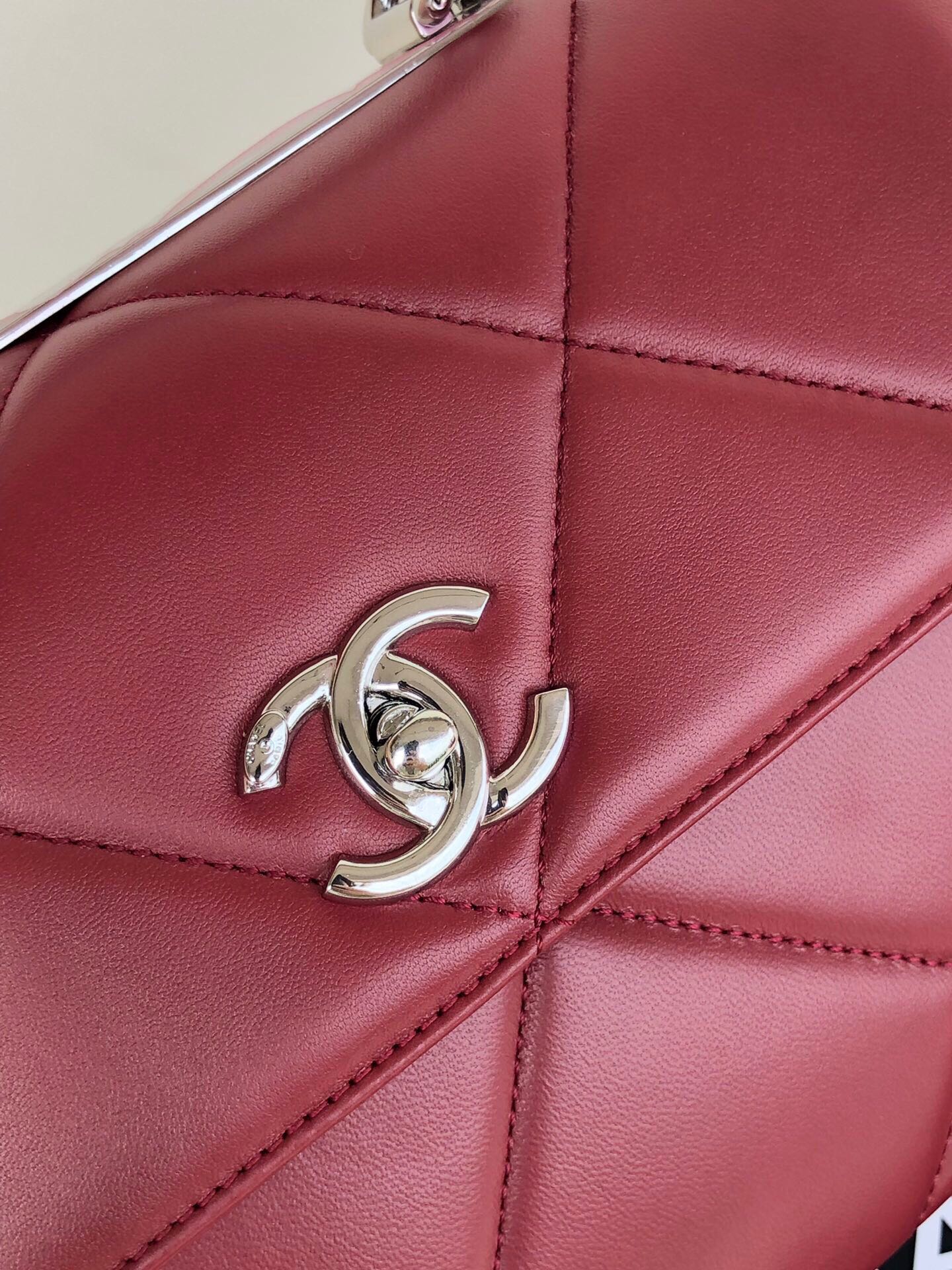 [TOP] CH@NEL CoCo Handle Bag Trendy Quilted Small - Bordeux & SHW - Chanel