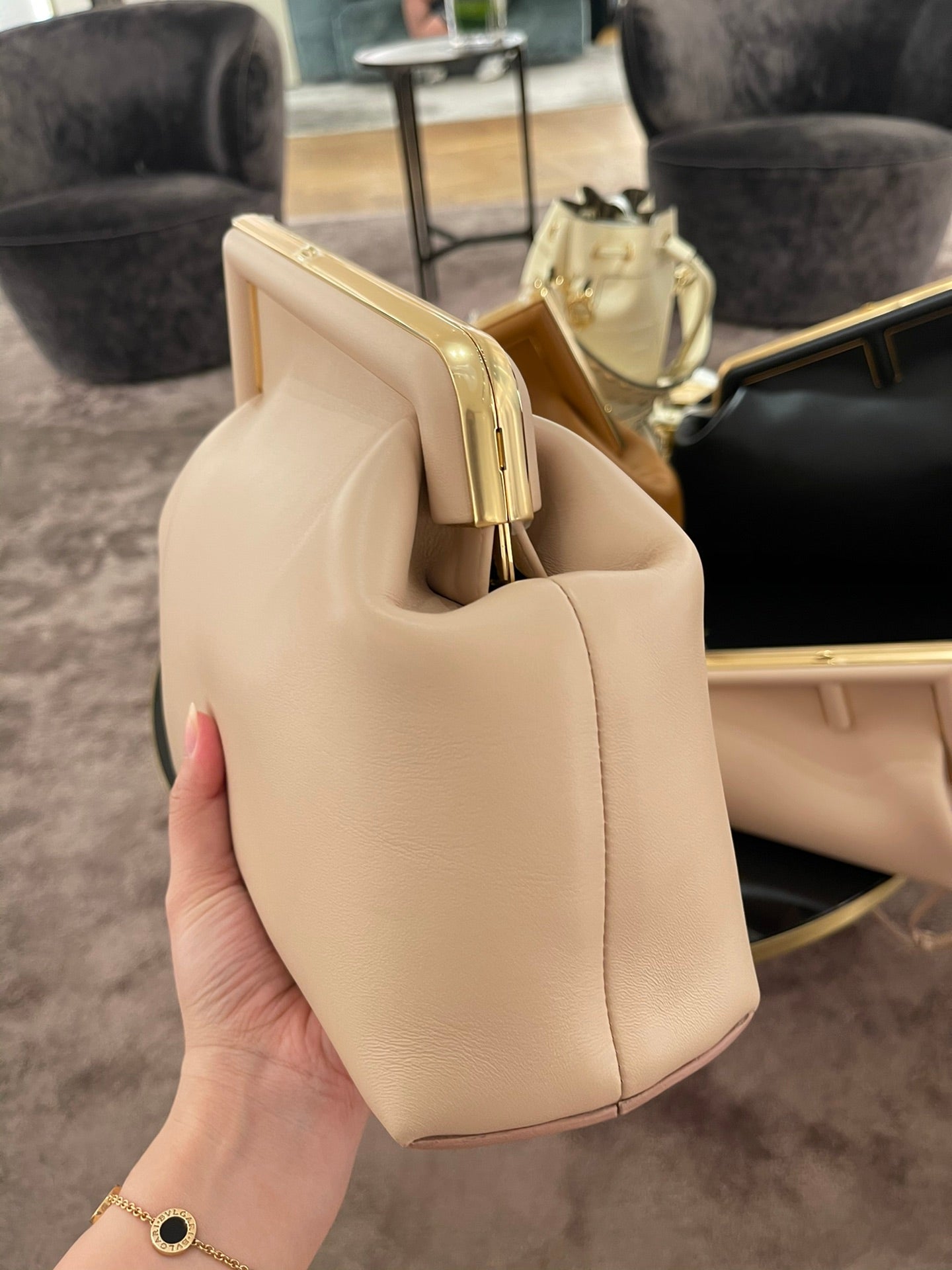 [TOP] F€NDI F€ndi First Medium Bag - Cream - Fendi