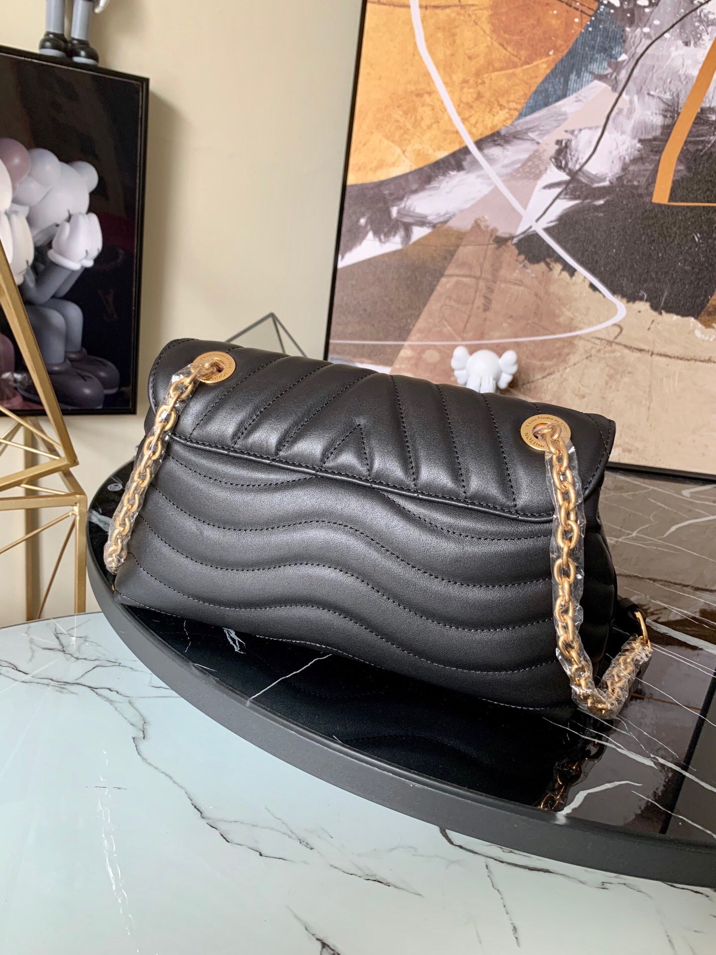 [TOP] L&V £V New Wave Chain Bag - Black - LV Louis Vuitton
