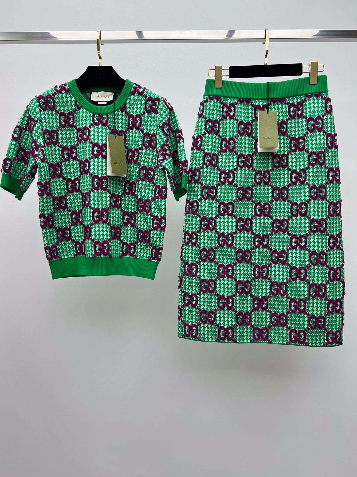 [TOP] Gucci  Wool Sweater Short Sleeves Skirt  Set - 2 color - Gucci