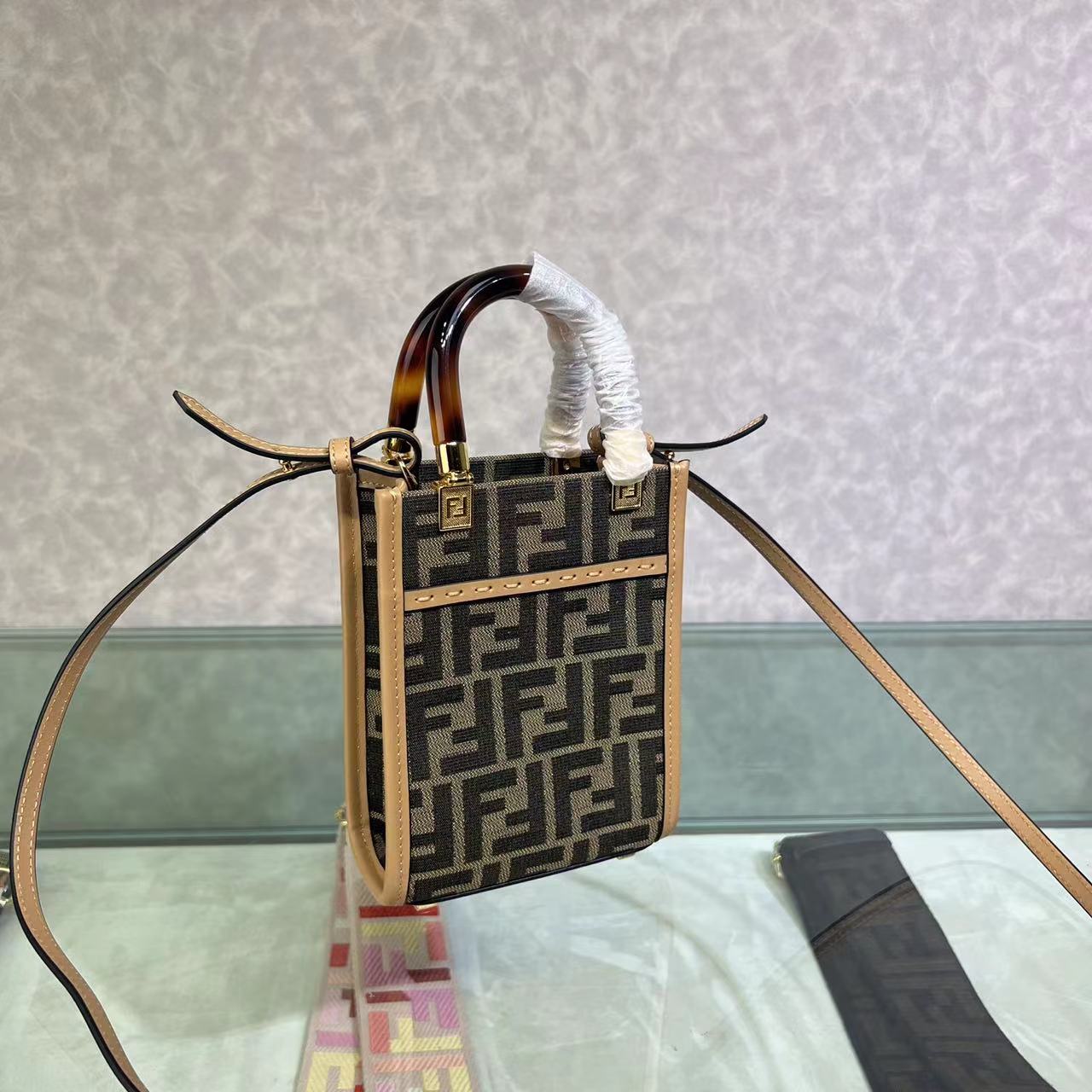 [TOP] F€NDI F€ndi Sunshine Mini Tote bag - Brown - Fendi