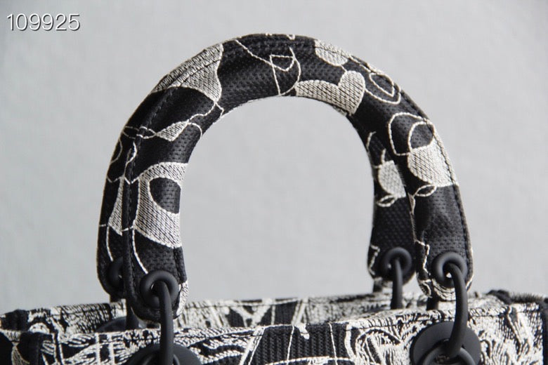 [Top] D!or Lady Christian Dior Bag D-Lite Around The World - Black and White - Christian Dior