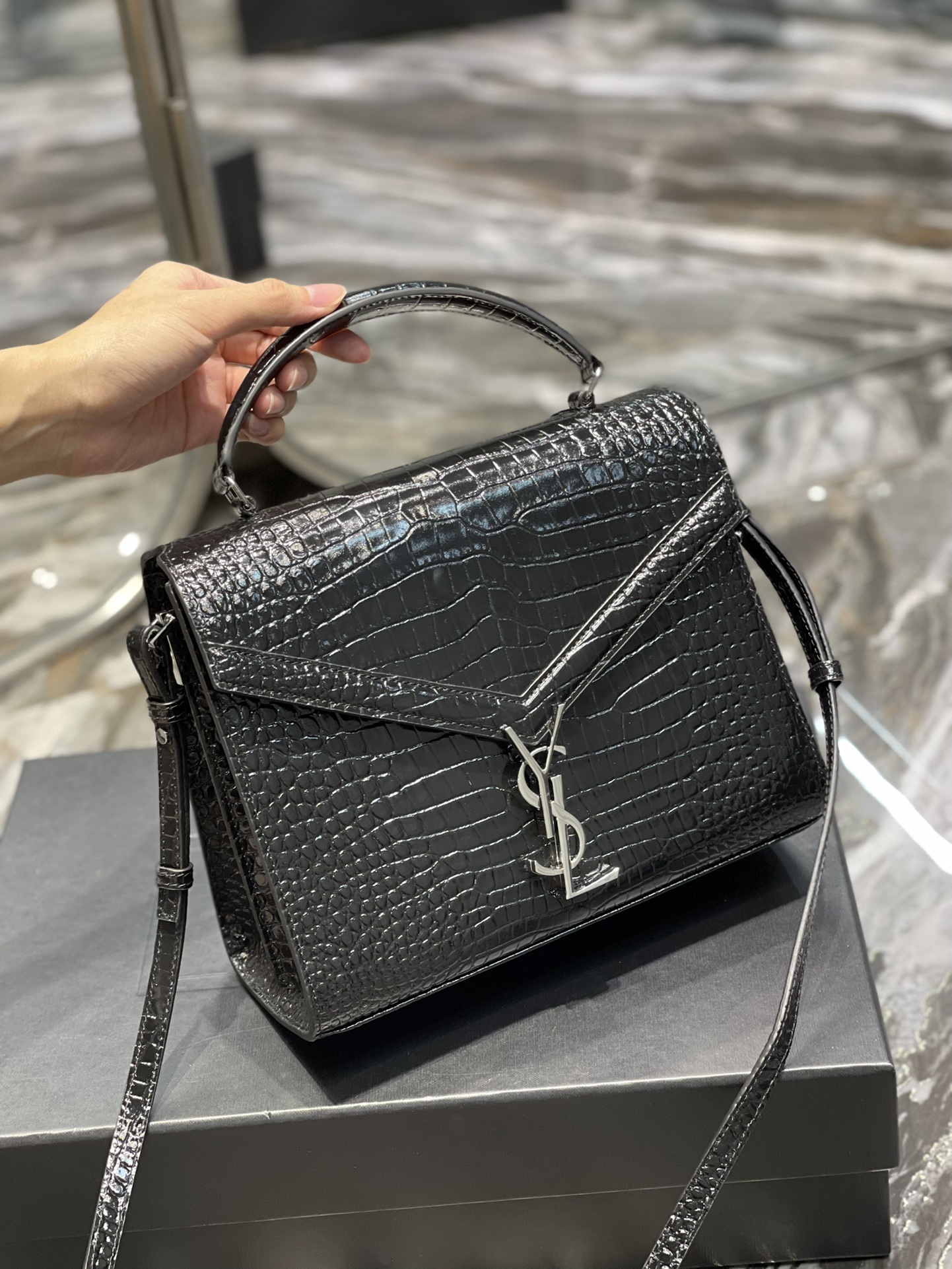 [TOP] Y$L Cassandra Crocodile Bag - GHW&SHW - Black - Ysl Yves Saint Laurent
