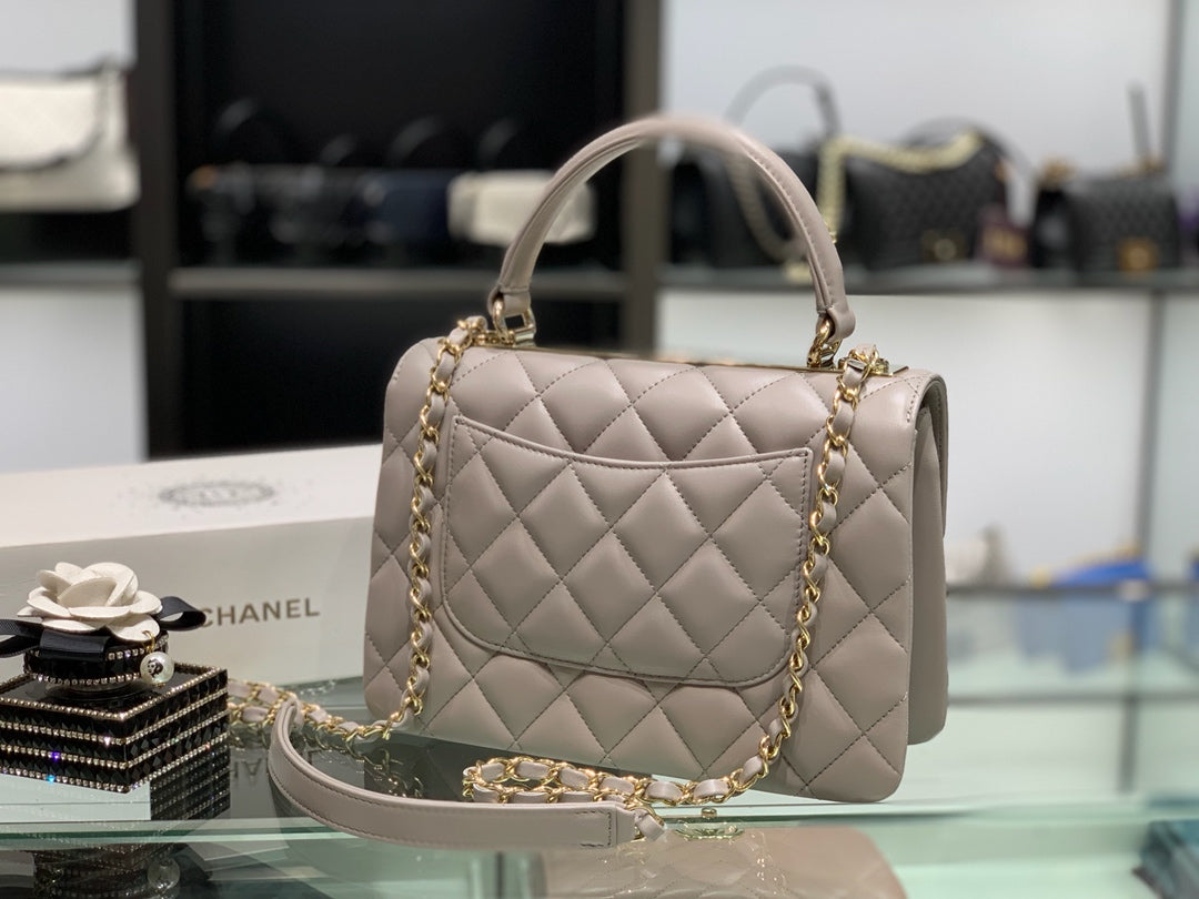 [TOP] CH@NEL Trendy Bag Quilted - Light Grey w GHW - Chanel
