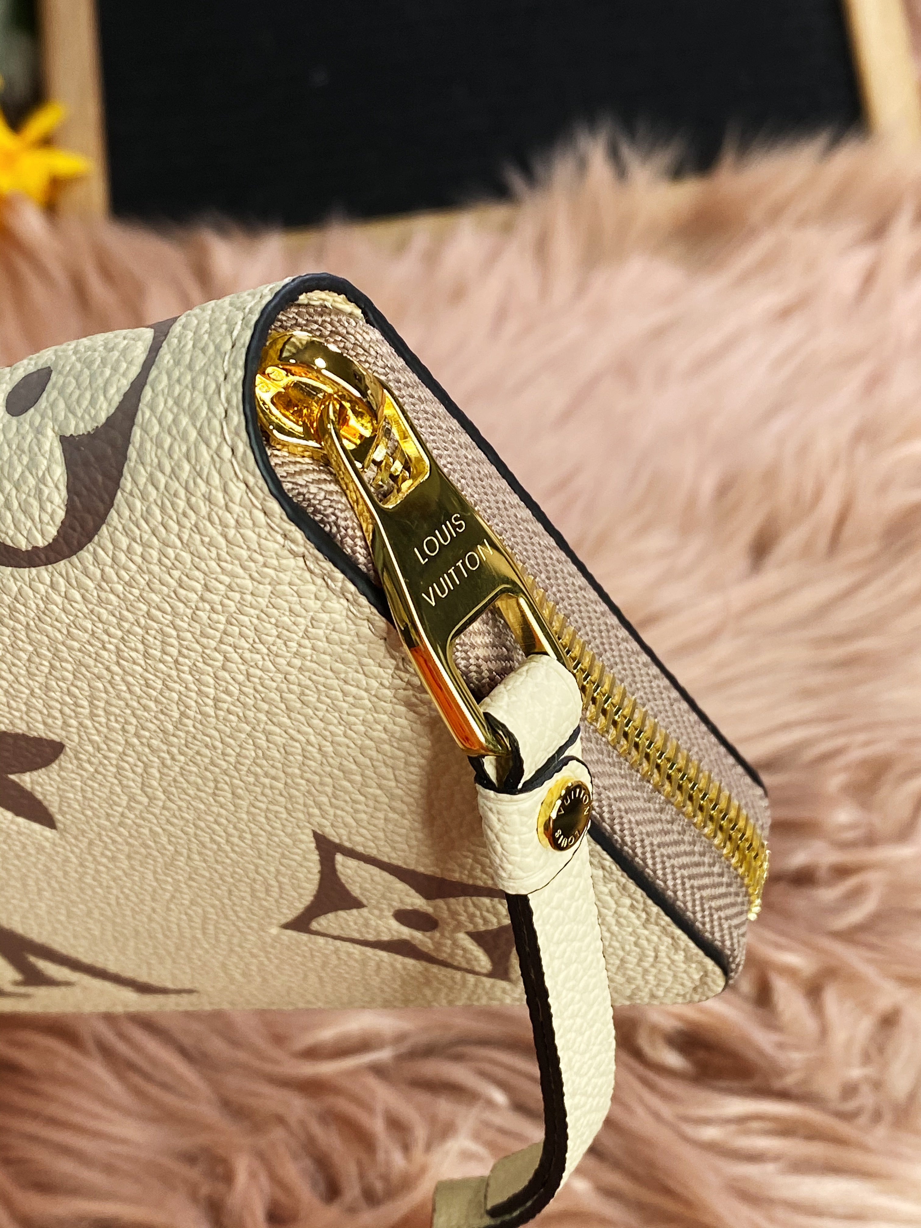 [TOP] L&V LV Zippy Wallet Empreinte Crafty 2 Tones - Cream - LV Louis Vuitton