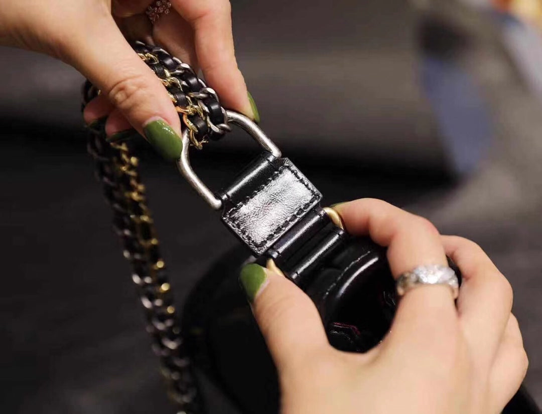 [TOP] CH@NEL Gabrielle Bag Quilted Small - Black - Chanel