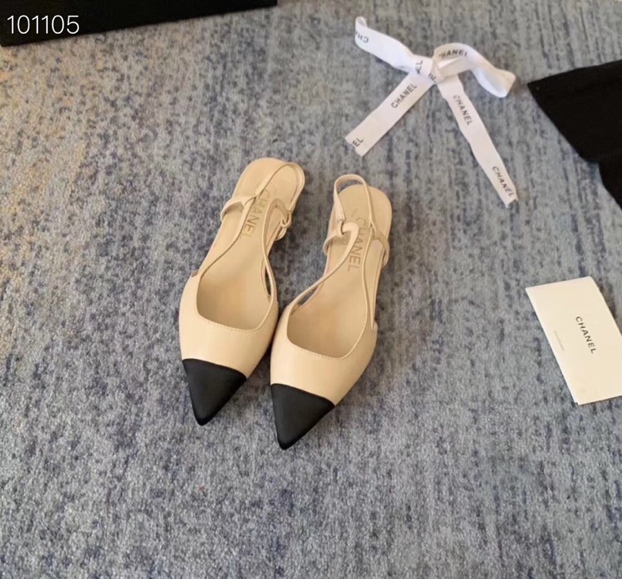 [TOP] CH@NEL Two Tone Pointed Flats  - 2 Colours - Chanel