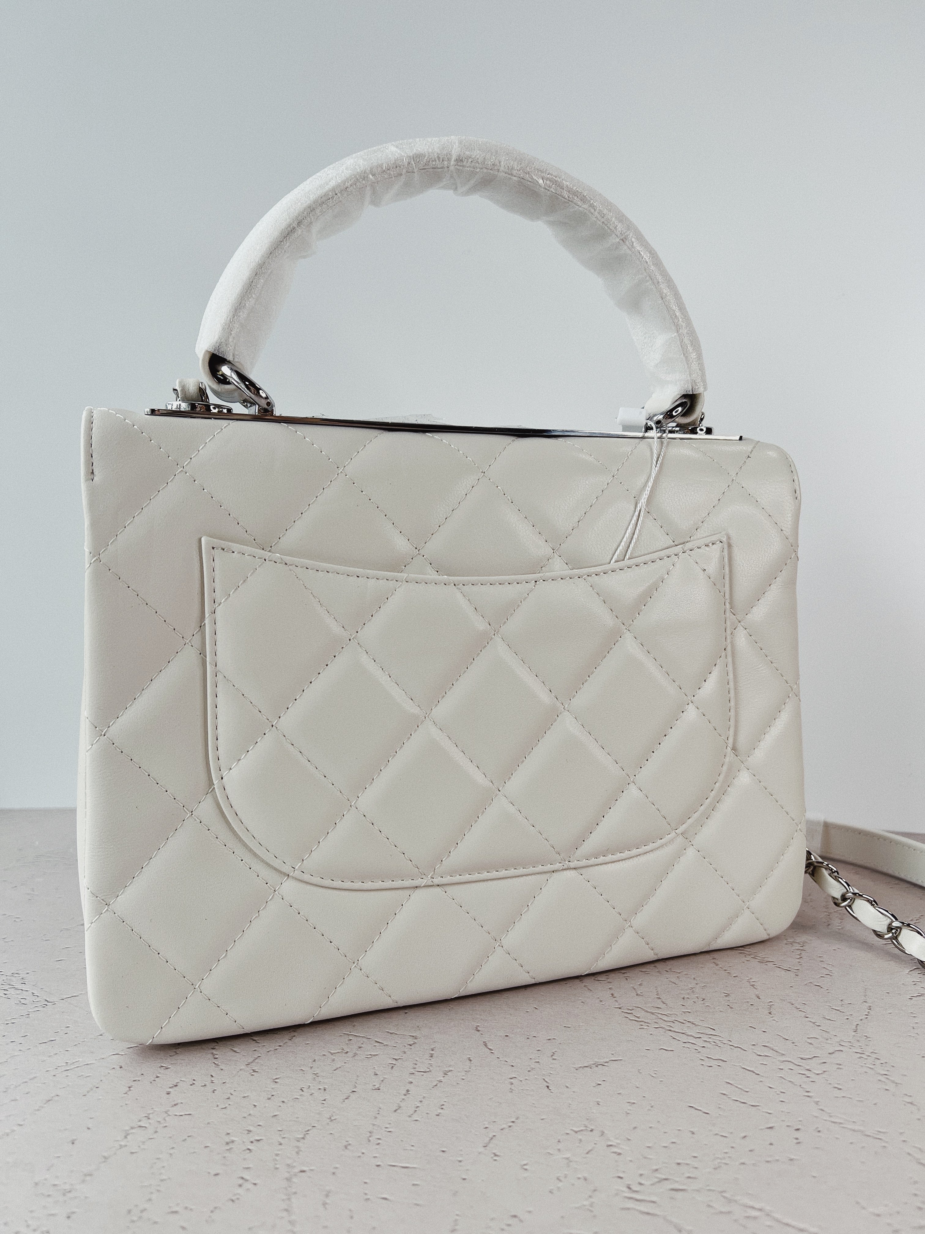 [TOP] CH@NELHandle Trendy Bag Quilt - Off White & SHW - Chanel