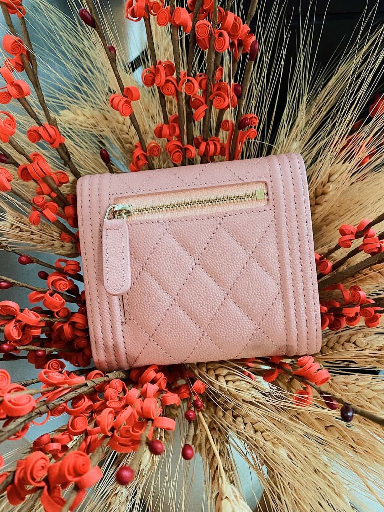 [TOP] CH@NEL Trifold Caviar Wallet - Pink & GHW - Chanel