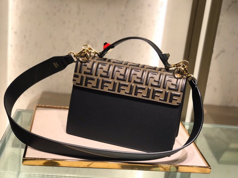 [TOP] F€NDI Kan Medium Top Handle Bag - Fendi