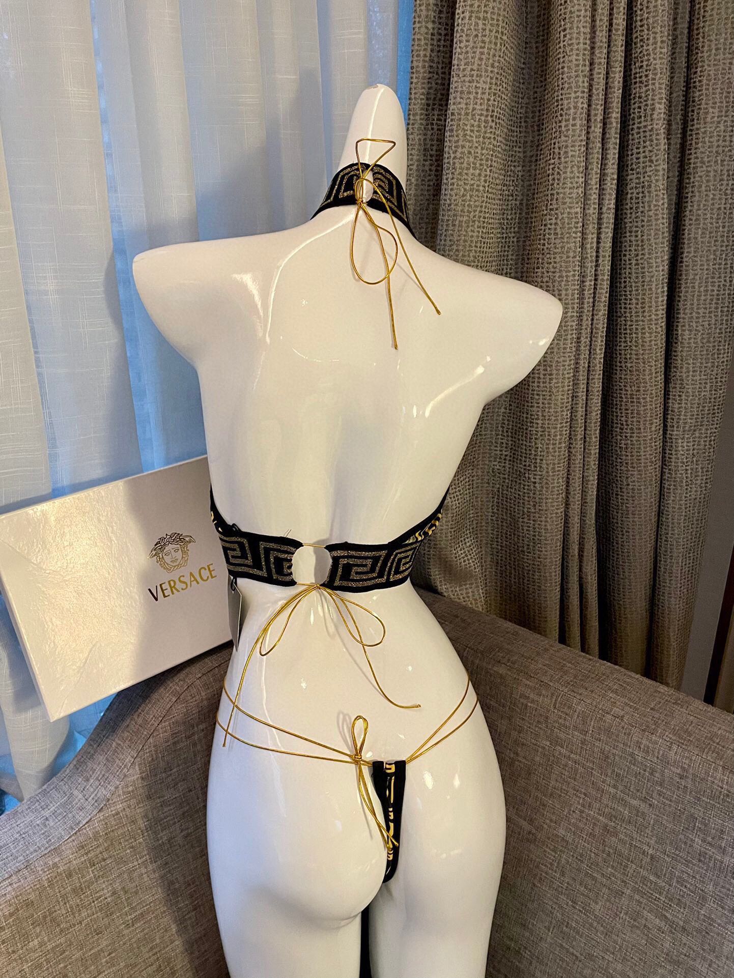 [TOP] V€rsace Swimsuit - Yellow - Versace