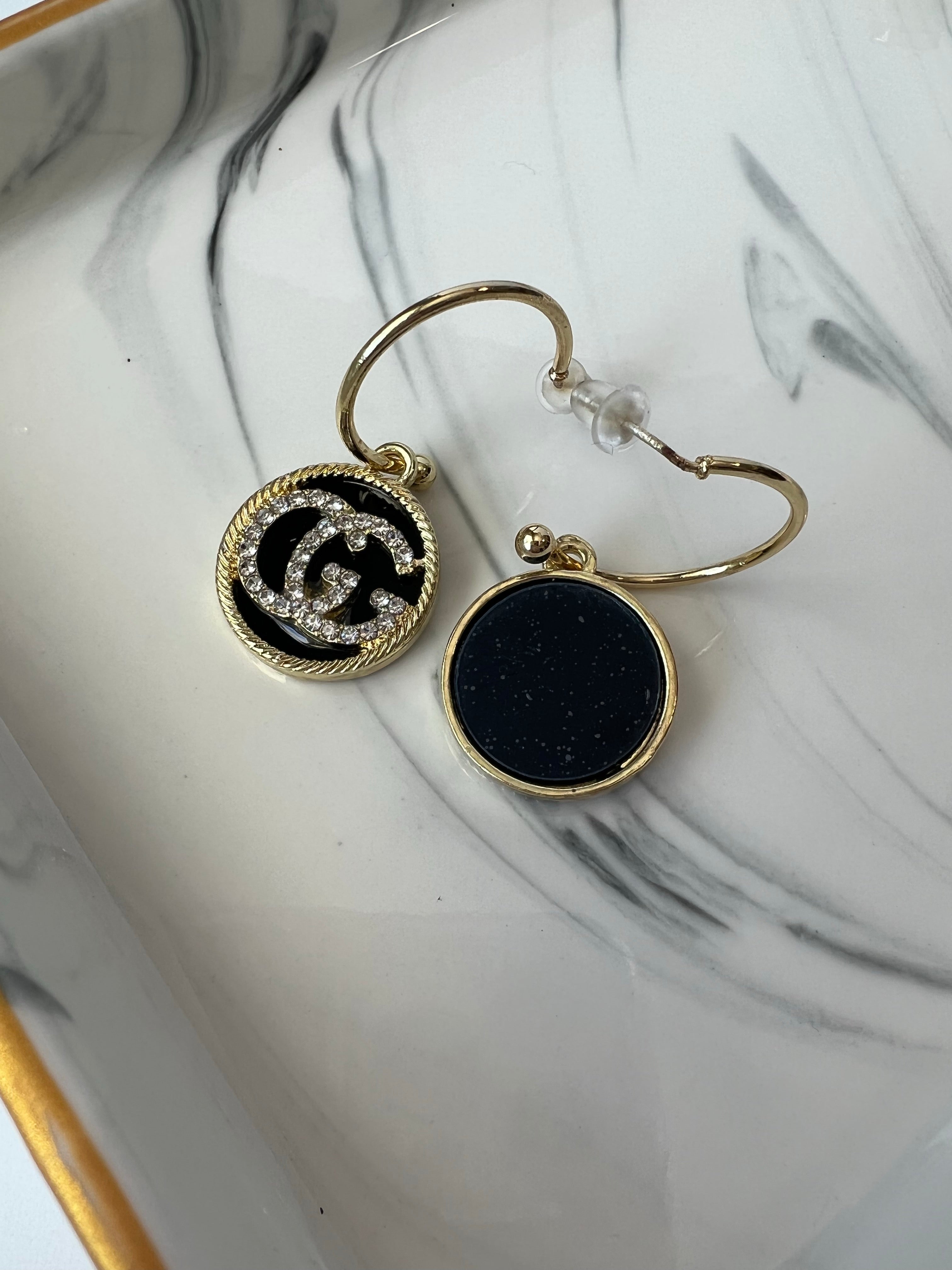 [TOP] GUCC! Dangle Round Earrings - Black w Stones - Gucci