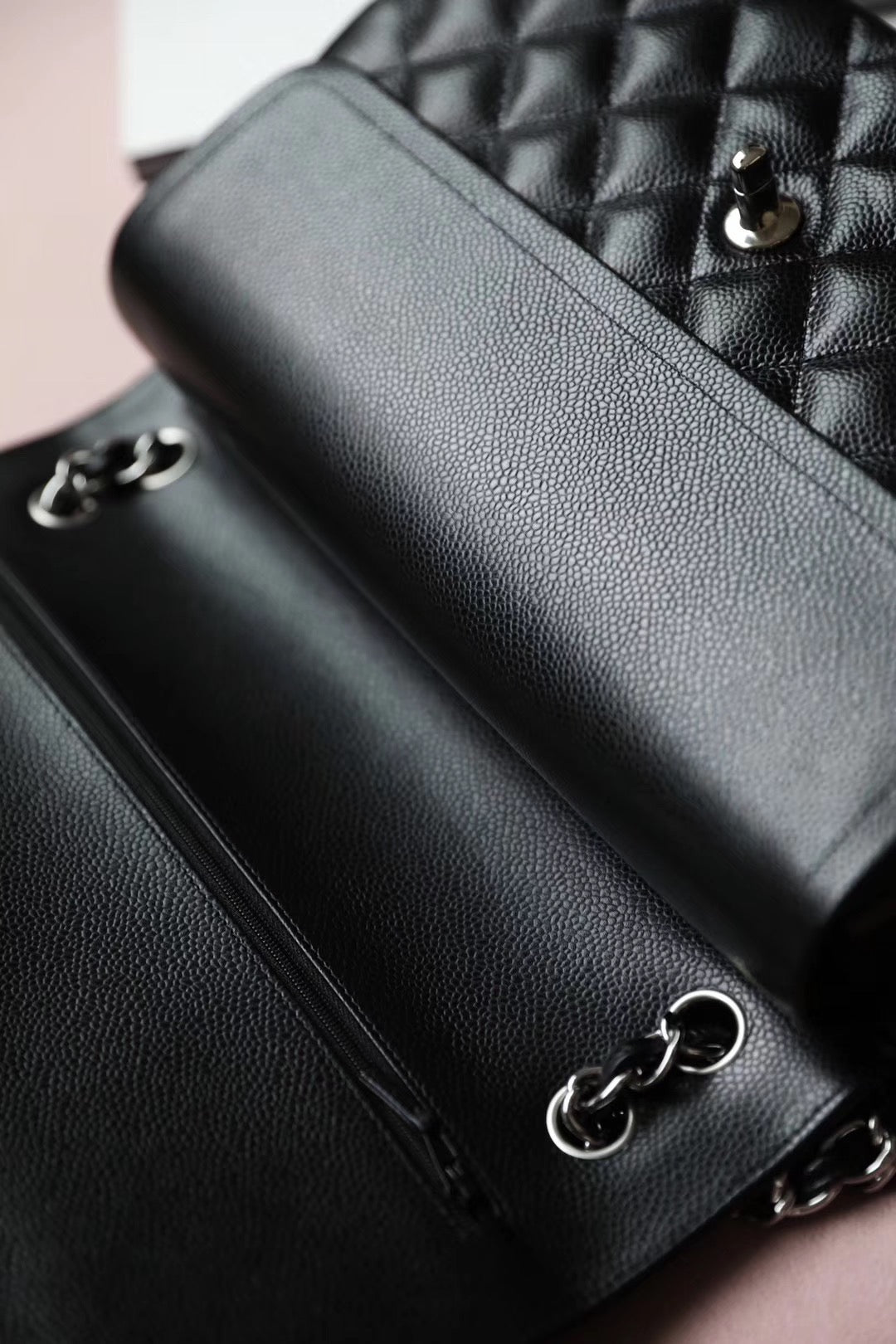 [TOP] CH@NEL Classic Flap Bag Caviar Jumbo - Black & SHW - Chanel