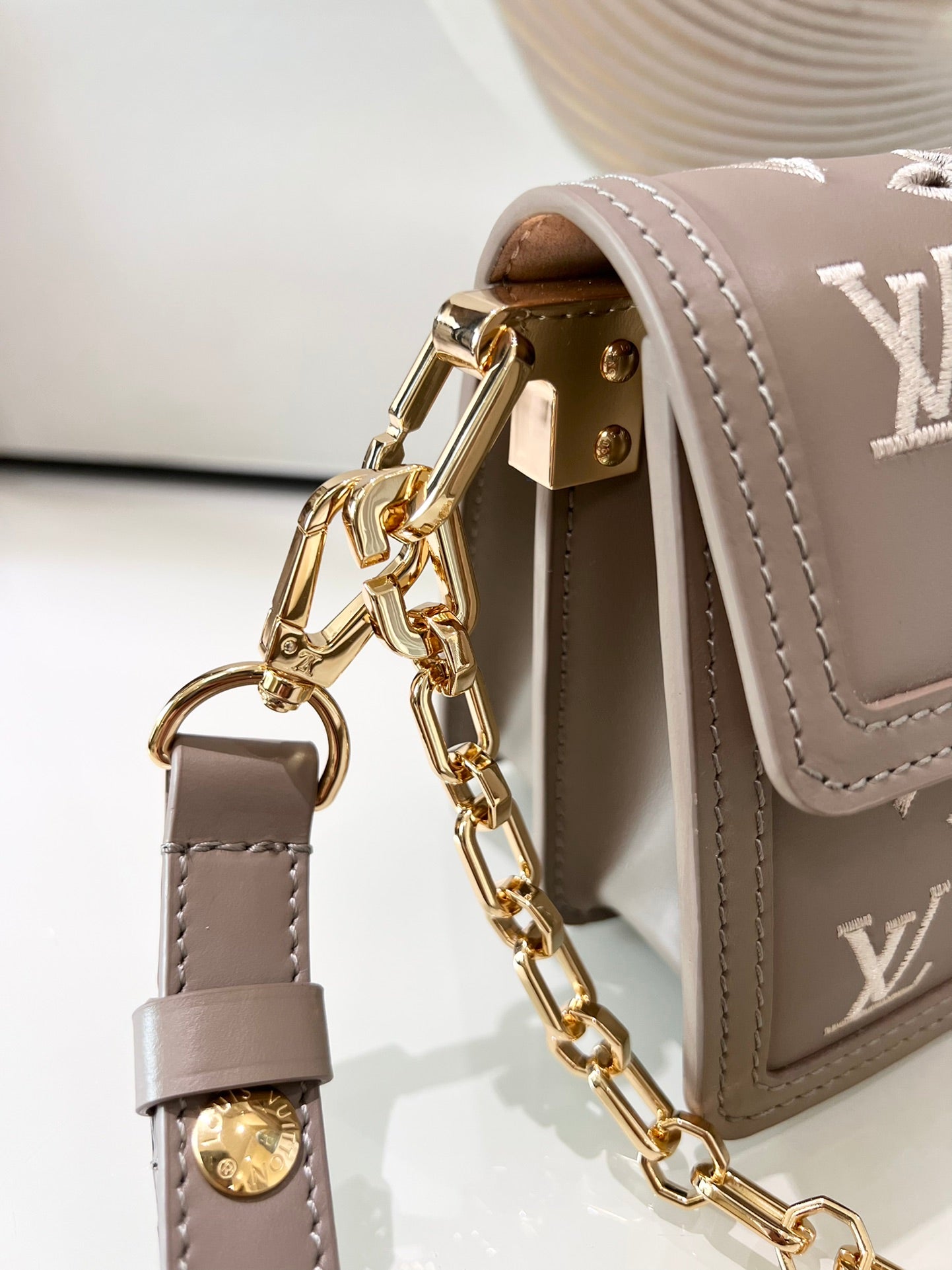 [TOP] L&V L*V Dauphine East West Broiderie Anglaise - Turtle Dove - LV Louis Vuitton