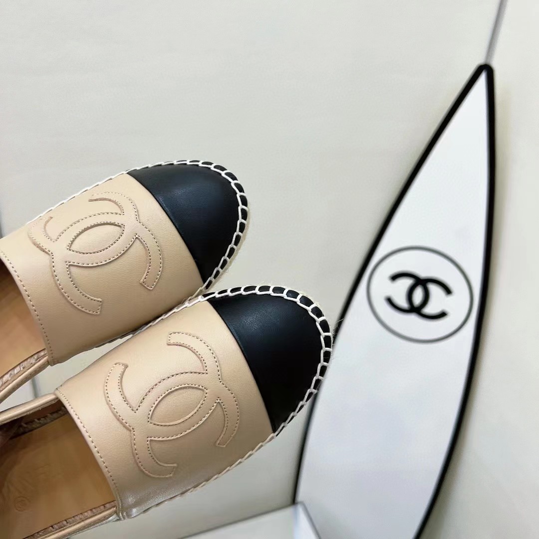 [TOP] CH@NEL Flat Shoes - beige - Chanel