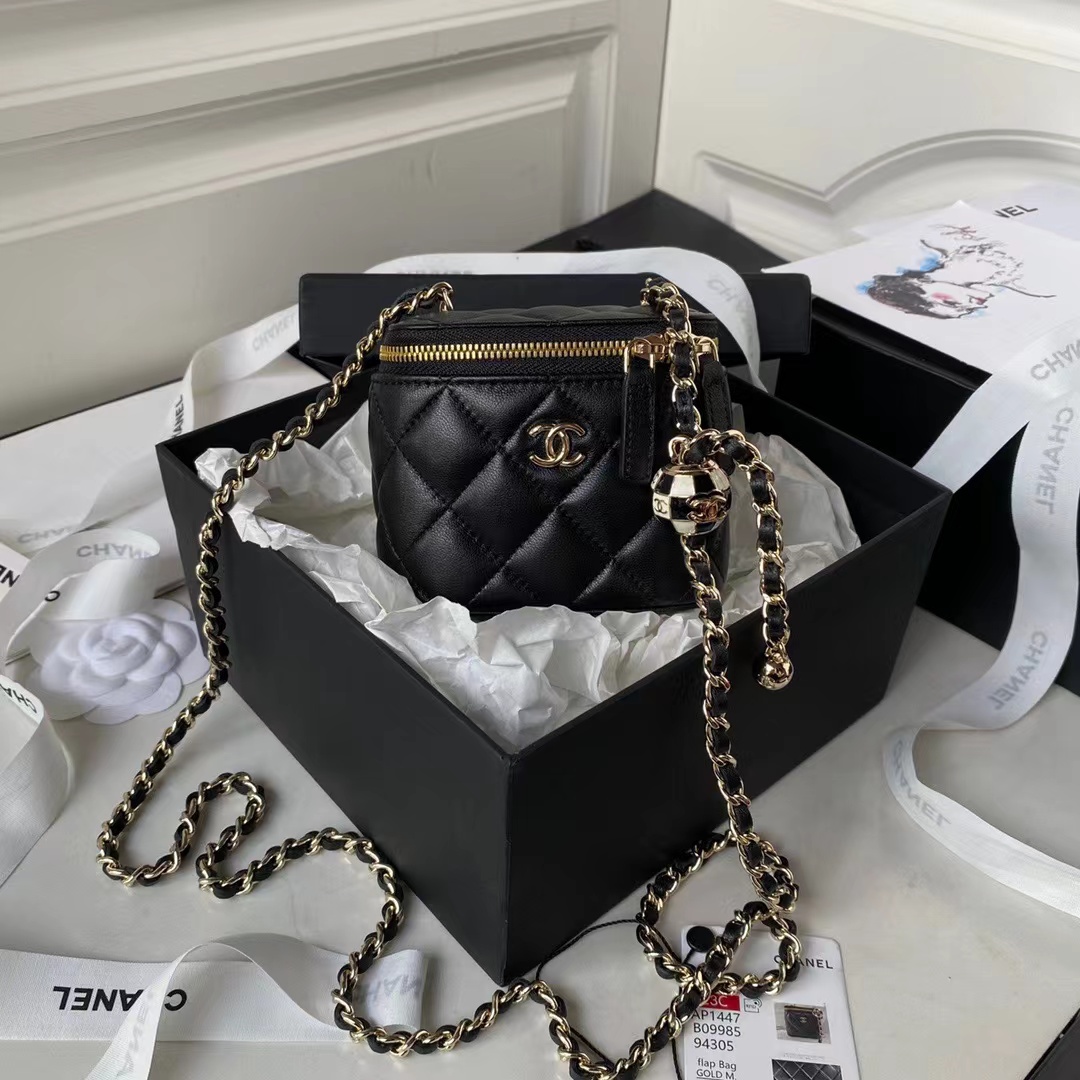 [TOP] CH@NEL Vanity Case Lambskin-Black & White-GHW-2 colours - Chanel