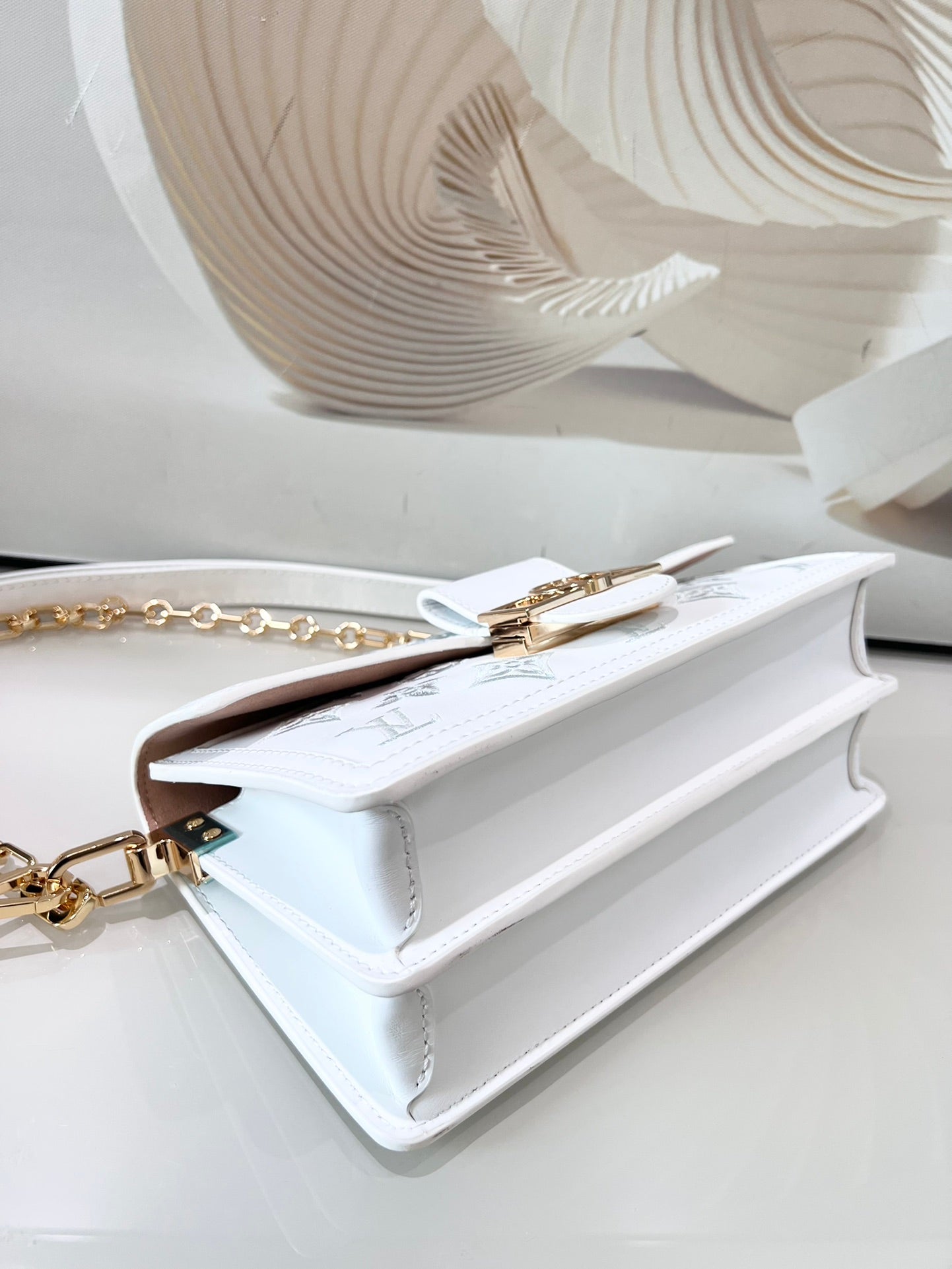 [TOP] L&V L*V Dauphine East West Broiderie Anglaise - White - LV Louis Vuitton