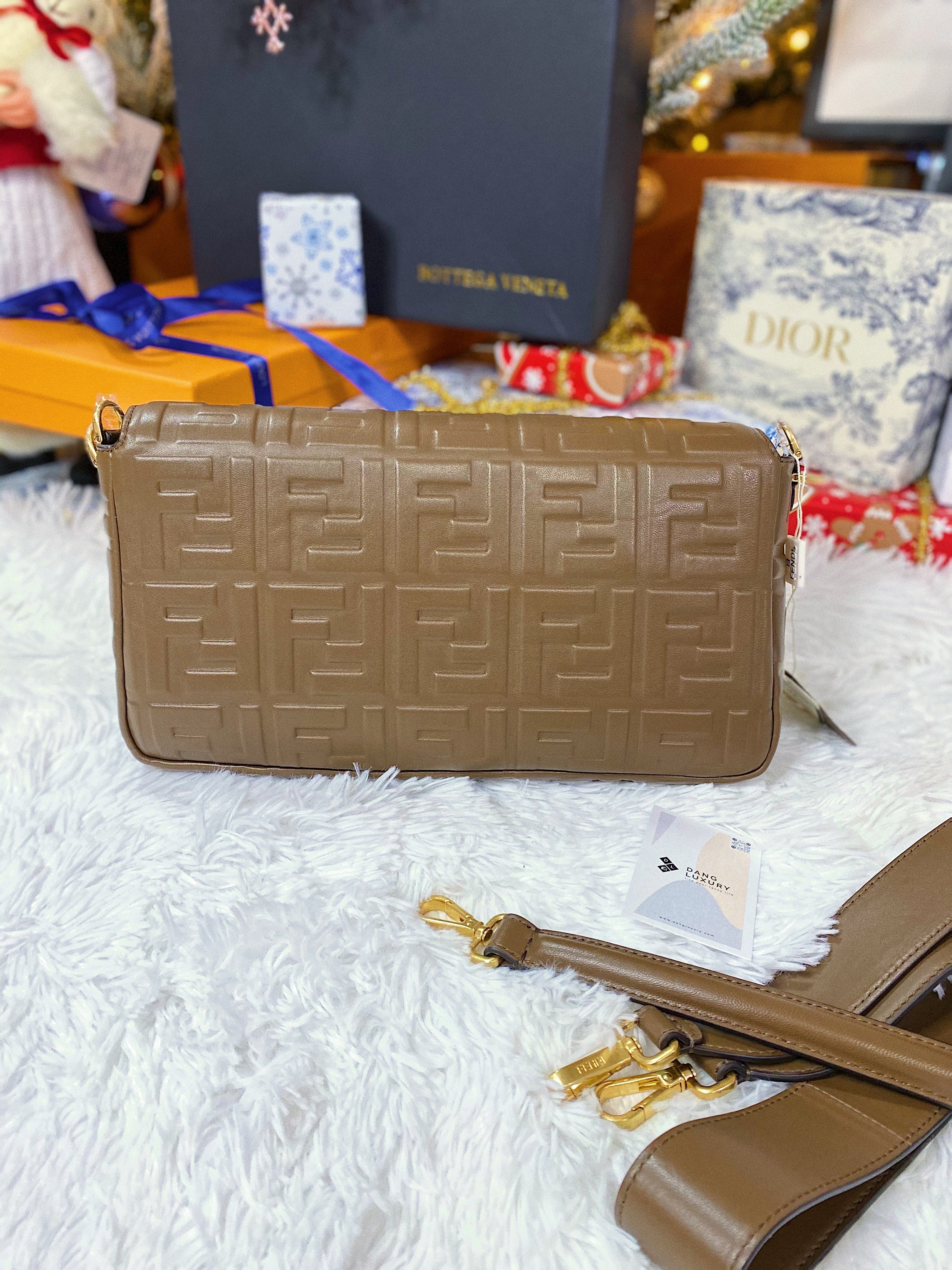 [TOP] F€NDI Baguette Large Leather Bag - GREEN NAPPA - Fendi