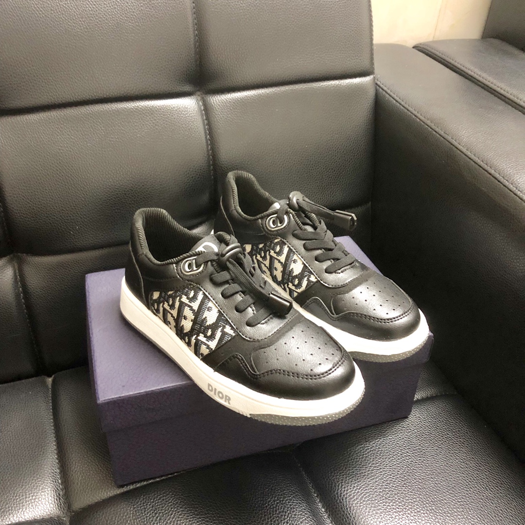 [TOP] GUCC! Leather Sneakers - Black