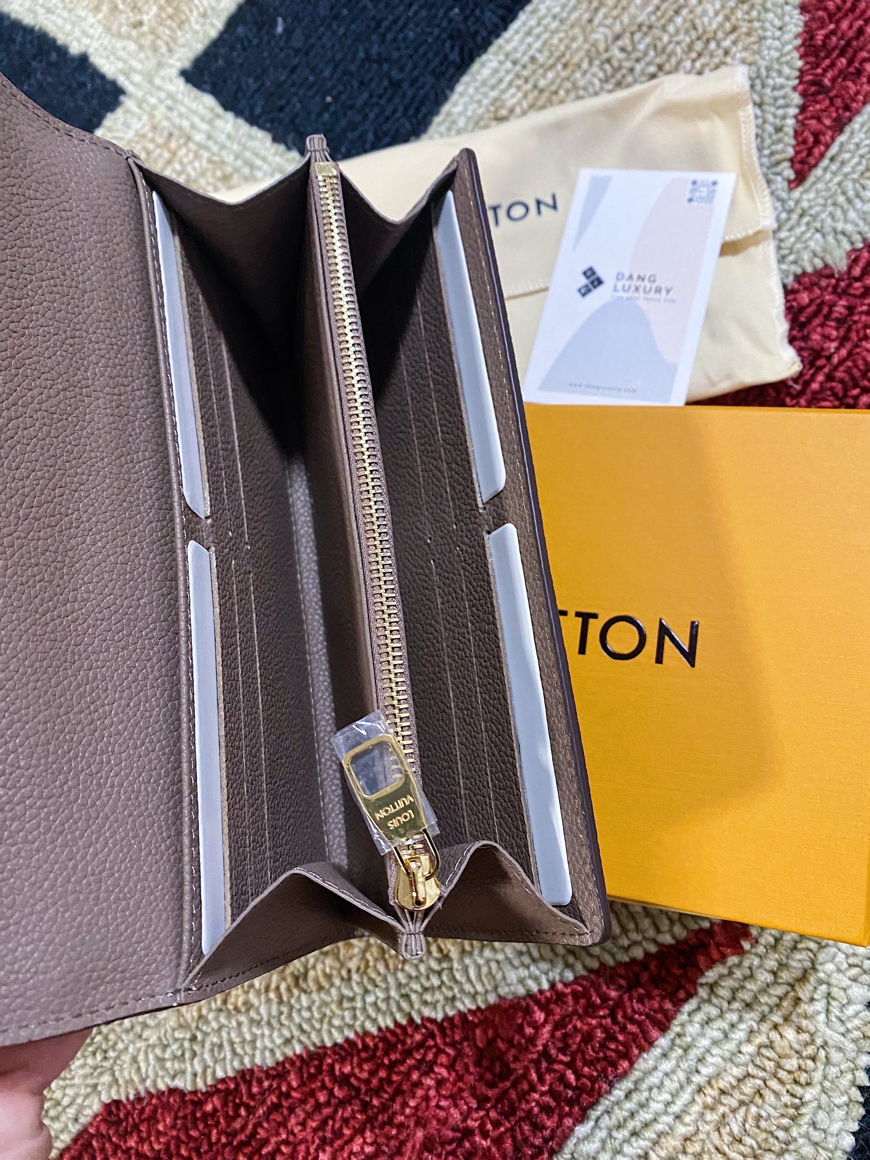 [TOP] L&V LV Sarah Empreinte Wallet - Taupe - LV Louis Vuitton
