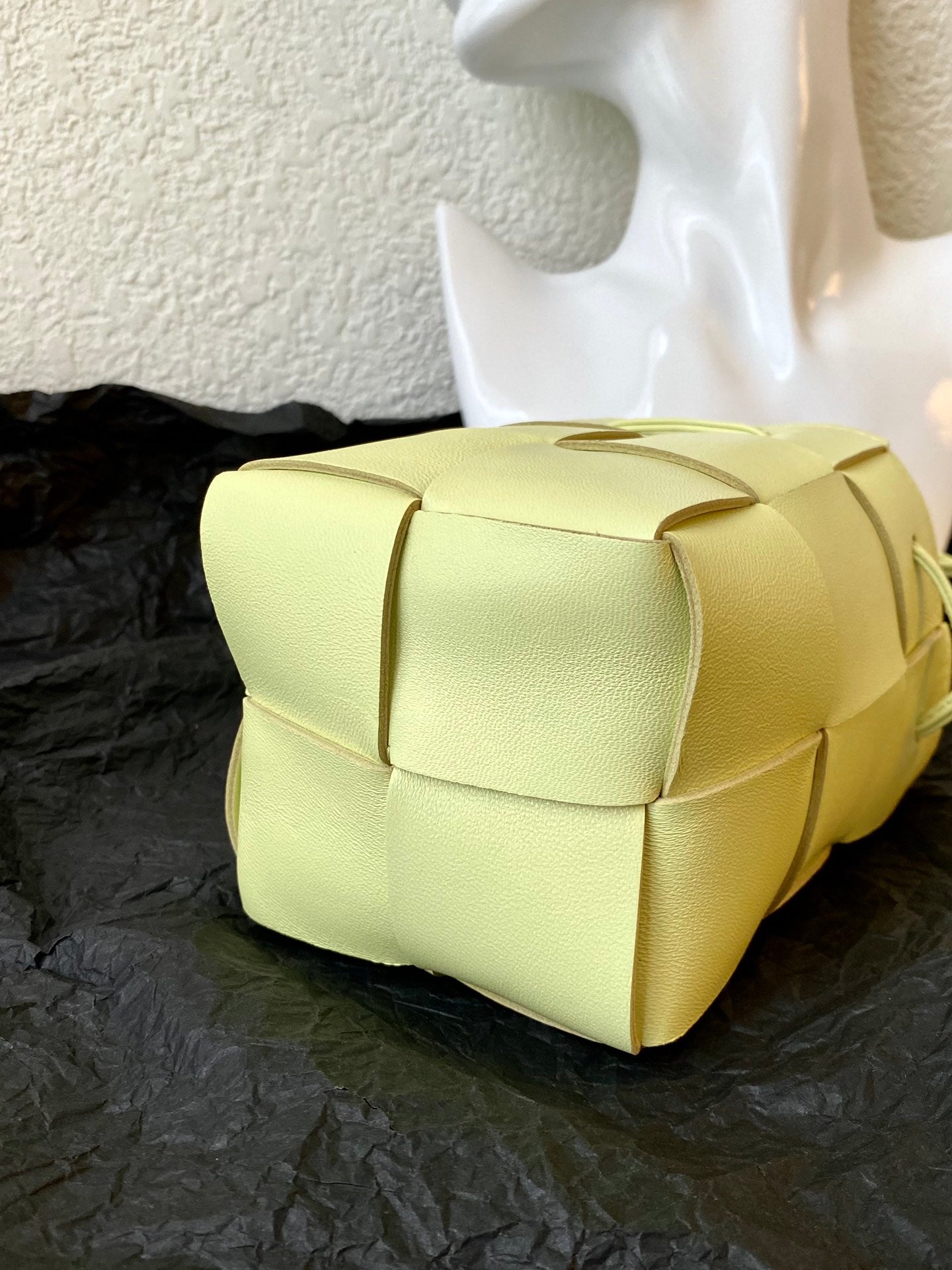 [TOP] B&V Intrecciato Mini Leather Bucket Bag - Lemon Yellow - Bottega Veneta