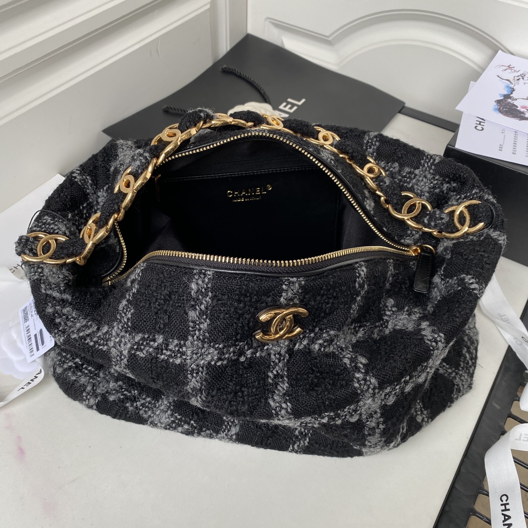 [TOP] CH@NEL Tweed Hobo Bag - Black & GHW - Chanel