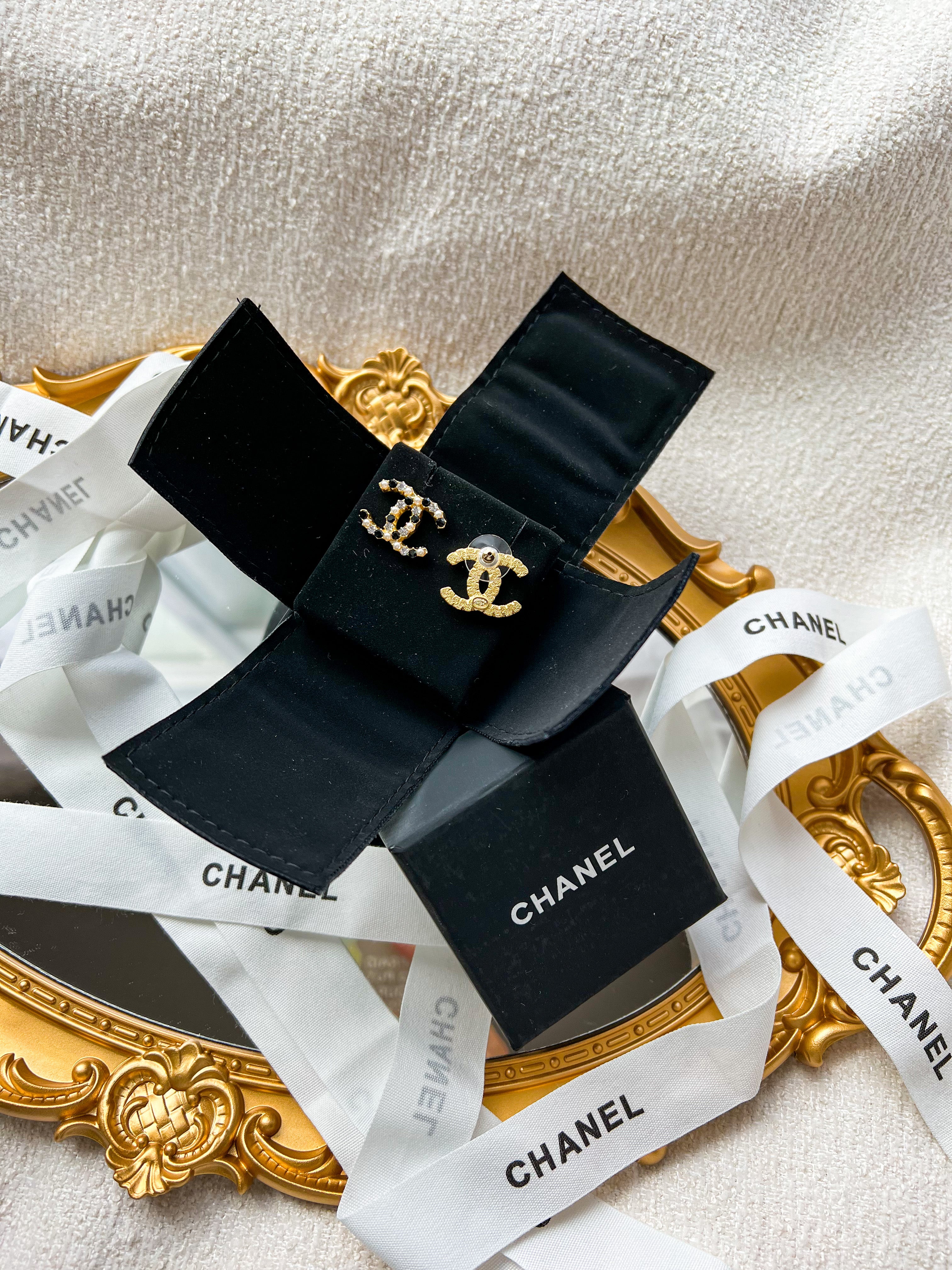 [TOP] CH@NEL Stud Earrings w Black Stones - Chanel