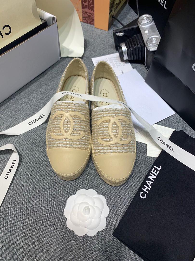 Ch*nel Espadrilles Tweed and Leather - Beige