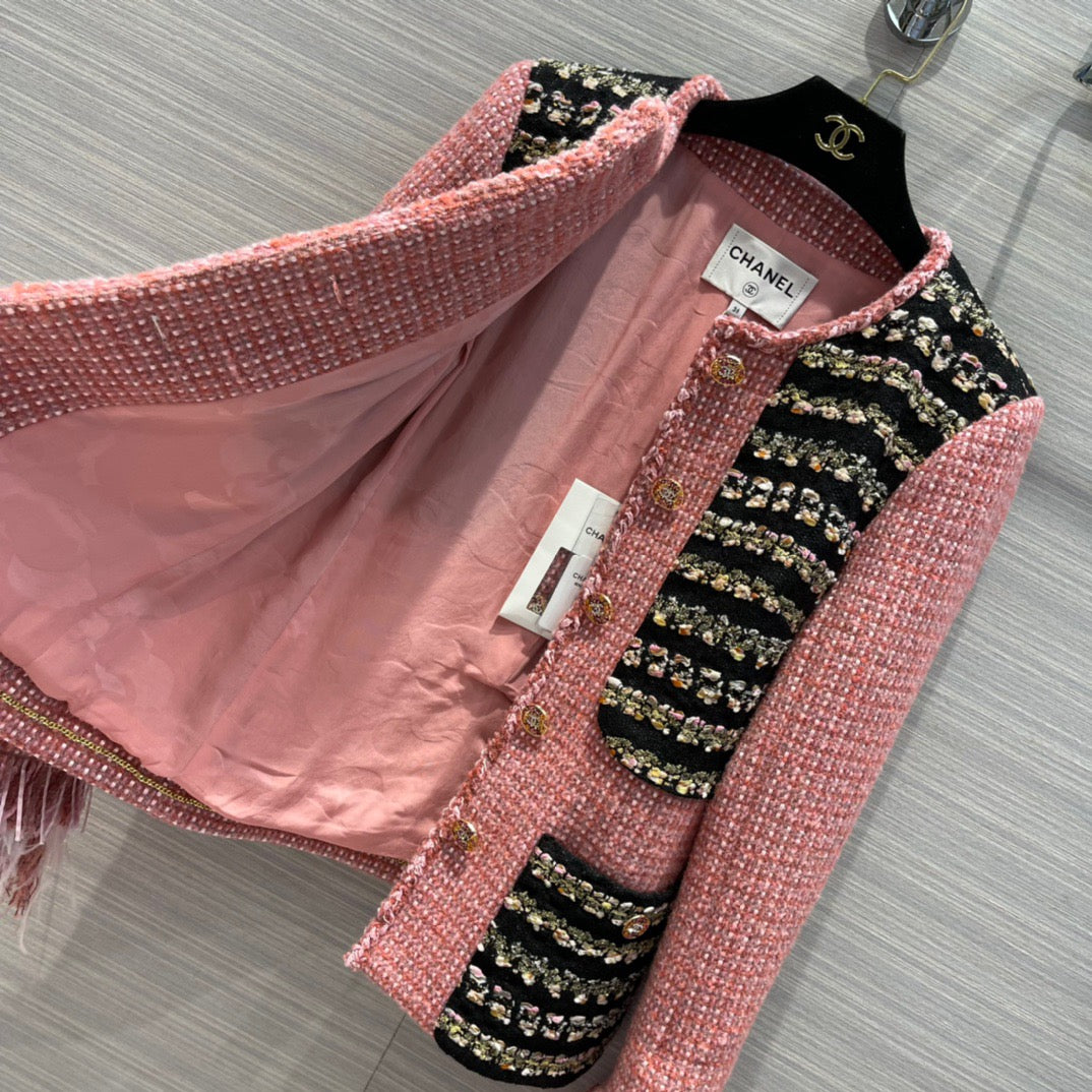 [TOP] CH@NEL Tweed And Feathers - Black and Pink - Chanel