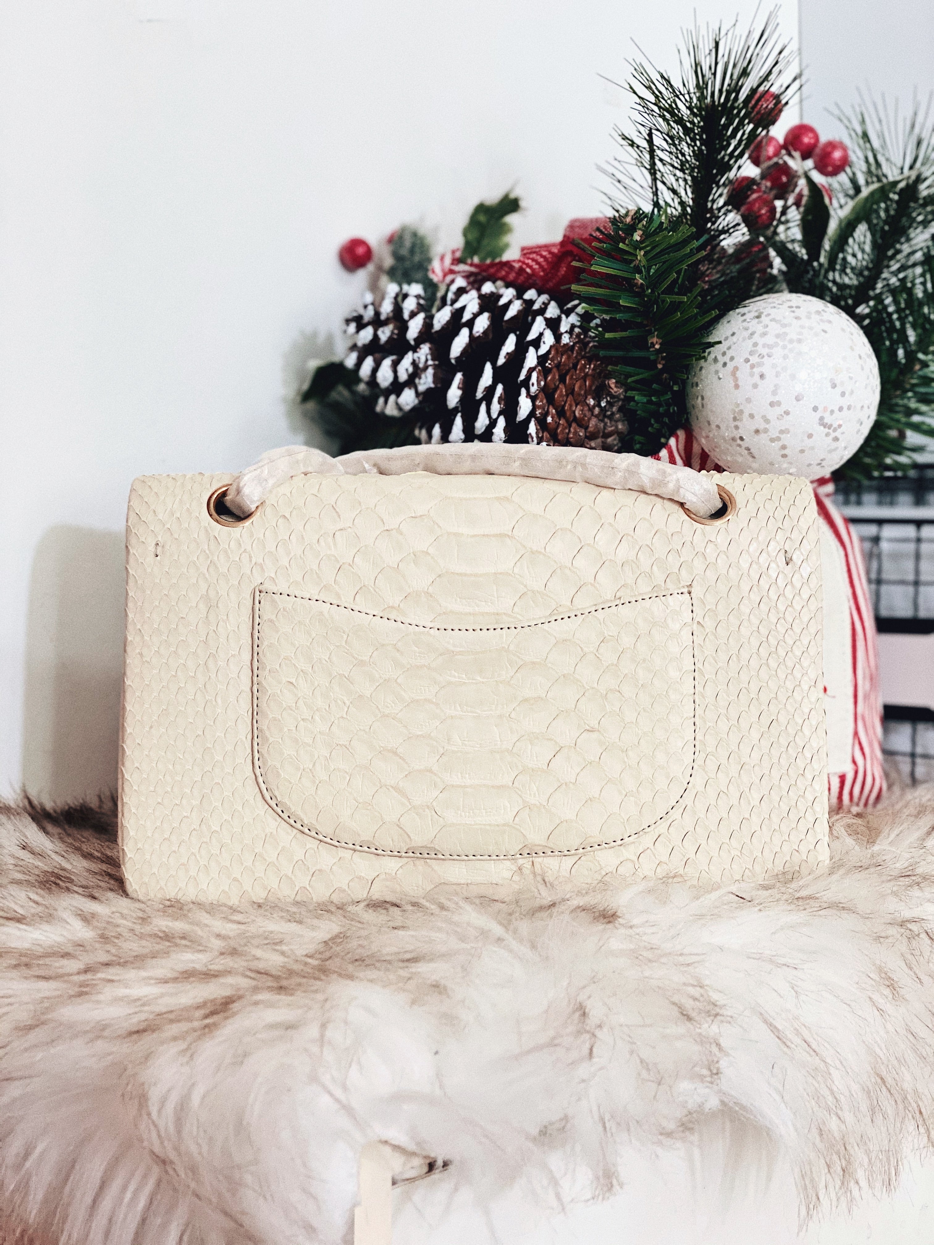 [TOP] CH@NEL Classic Flap Bag True Python Leather Medium 25.5cm - Chanel