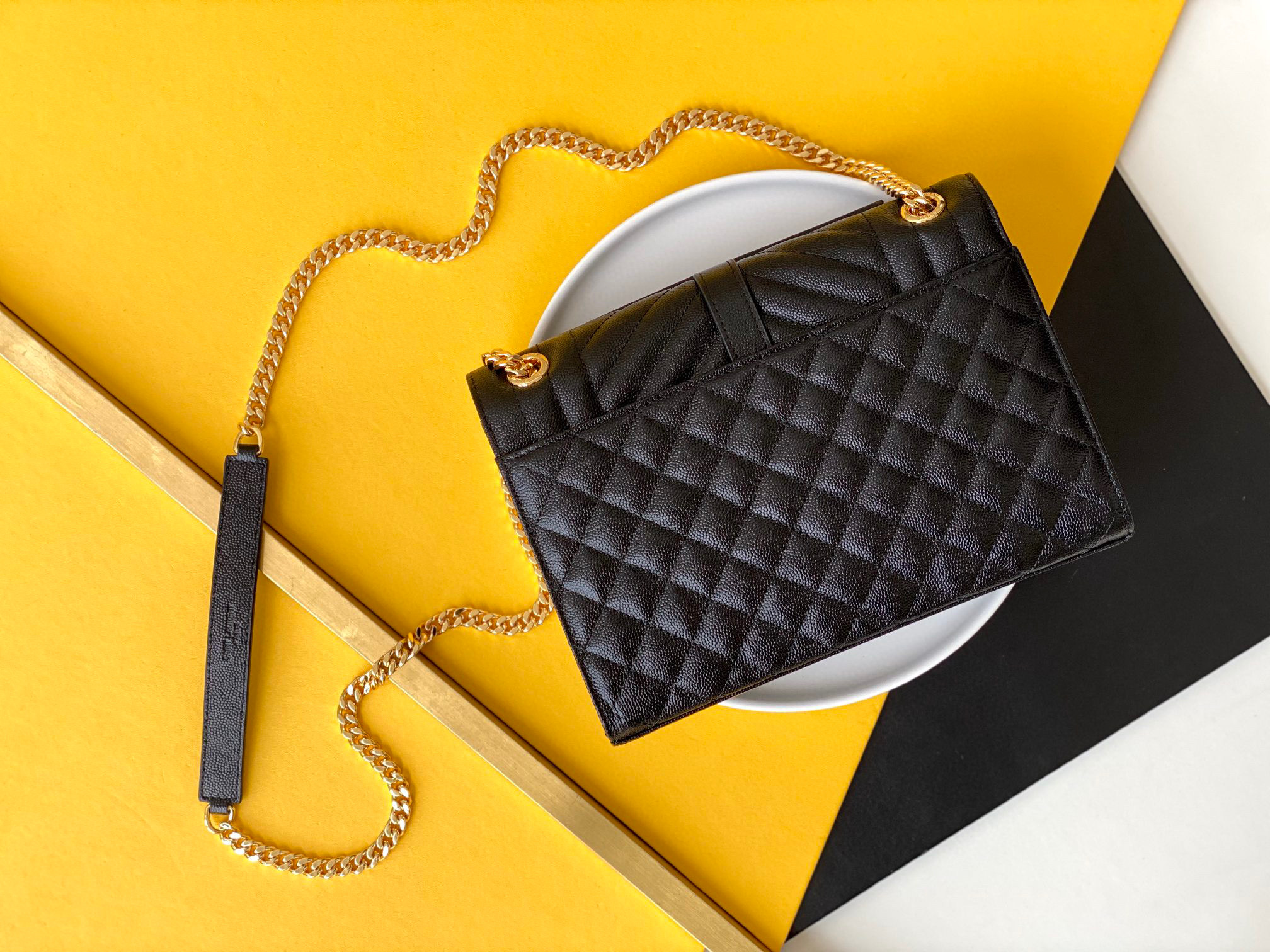 [TOP] Y$L Envelope Bag Caviar Medium 24cm - Black & GHW - Ysl Yves Saint Laurent