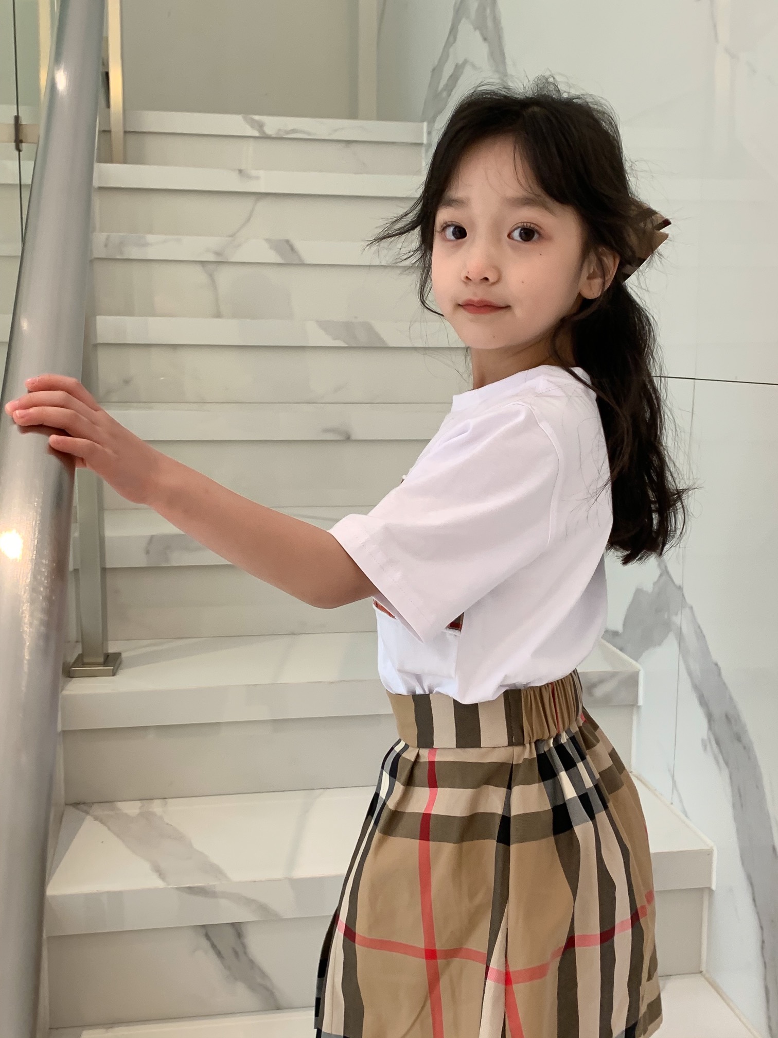 [TOP] BURB€RRY Short Sleeve Skirt Set