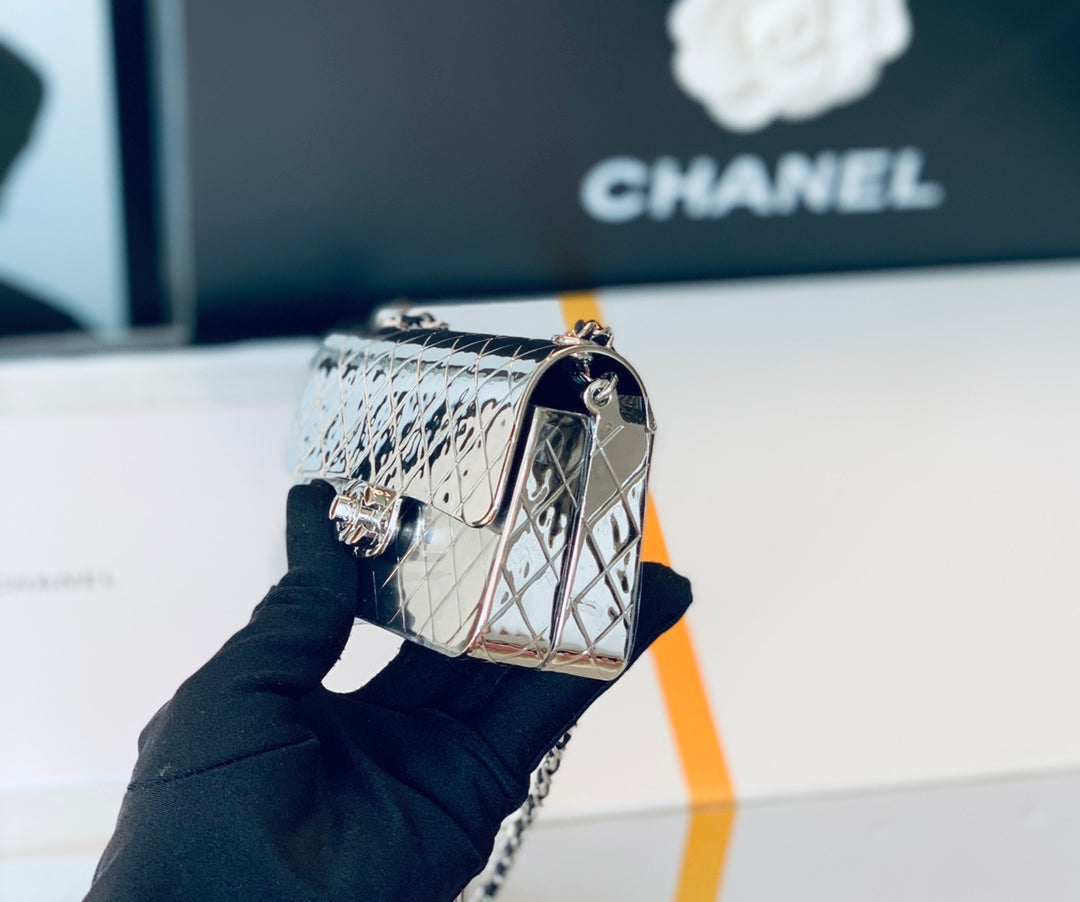 [TOP] CH@NEL Evening Bag Metal  Mini  - Silver - Chanel