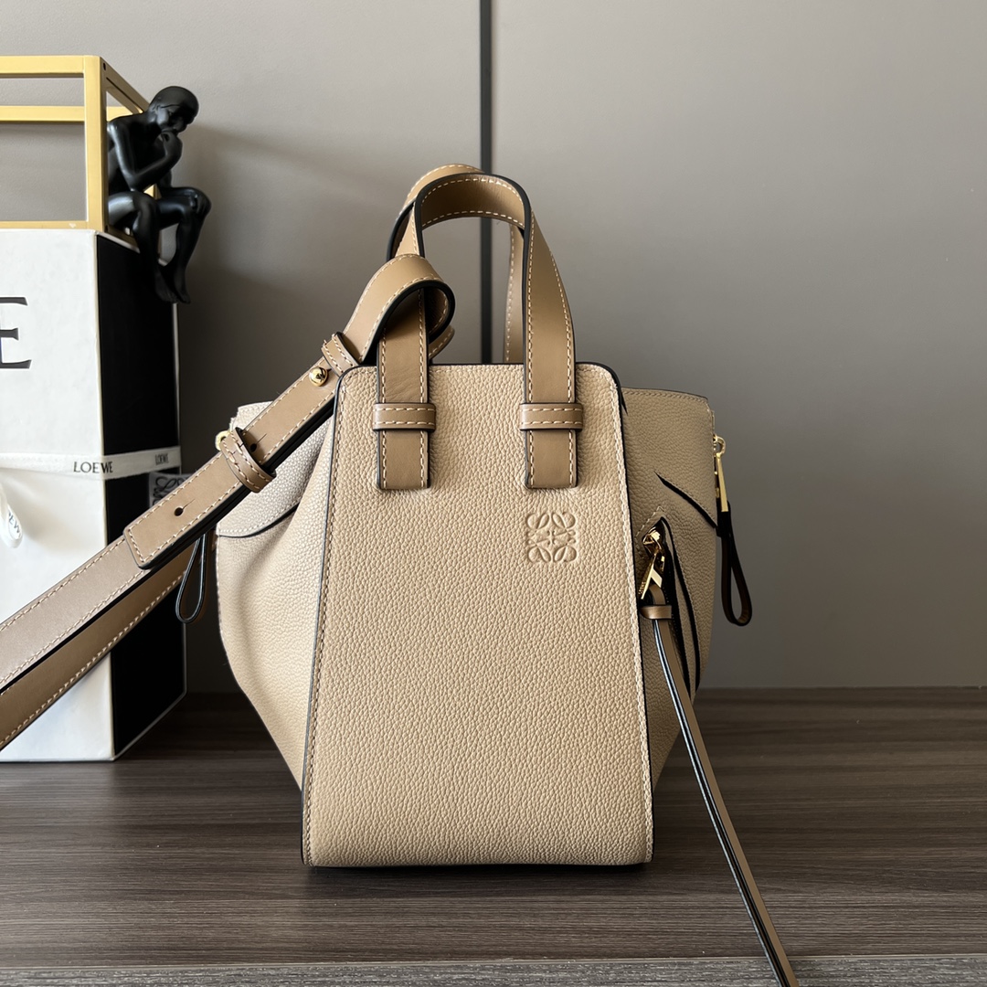[TOP] LOEW€ Calfskin Hammock Bag - Sand - Loewe