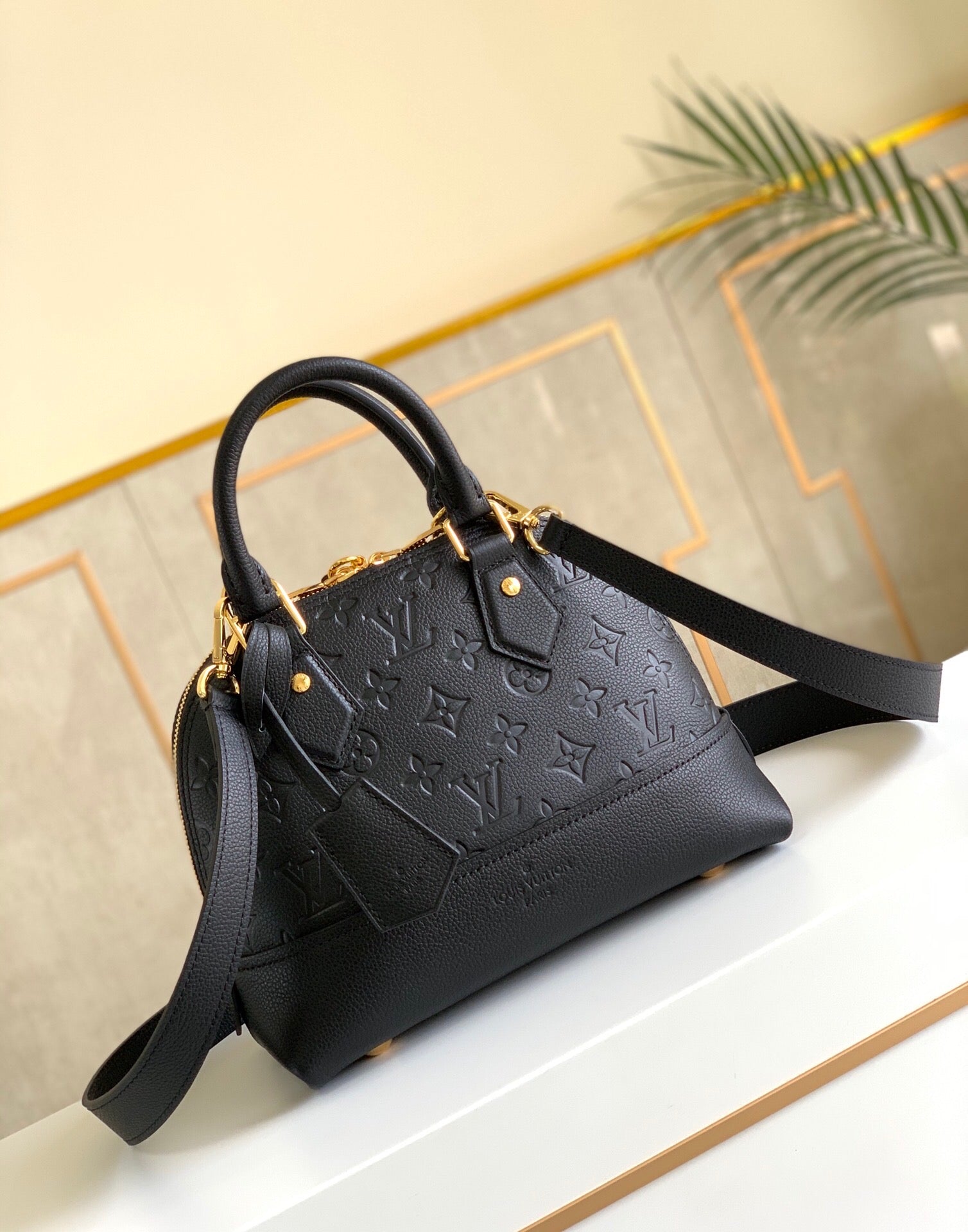 [TOP] L&V L*V Alma BB Empreinte Leather - Black - LV Louis Vuitton
