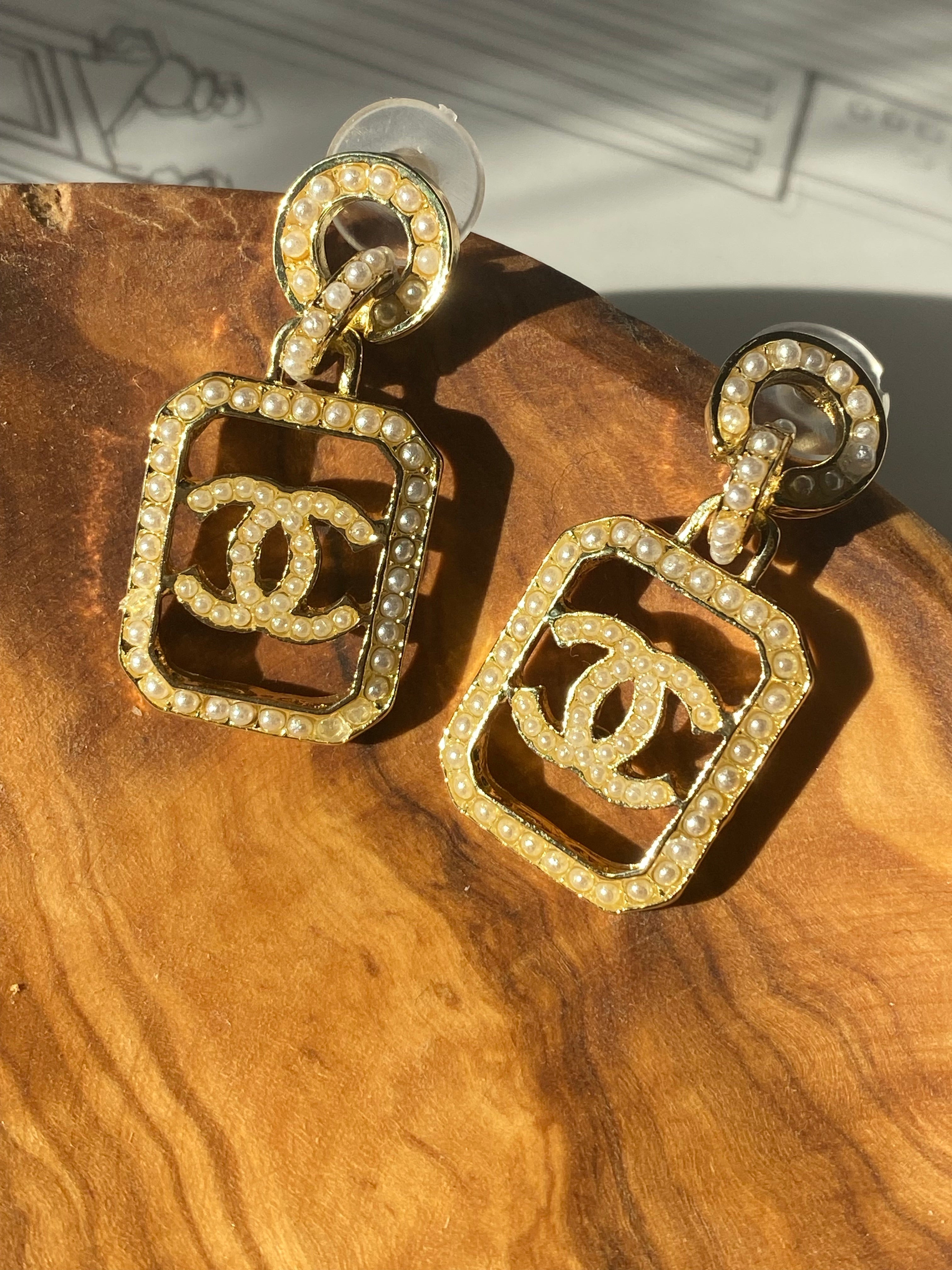 [TOP] CH@NEL Dangle Earrings - Chanel
