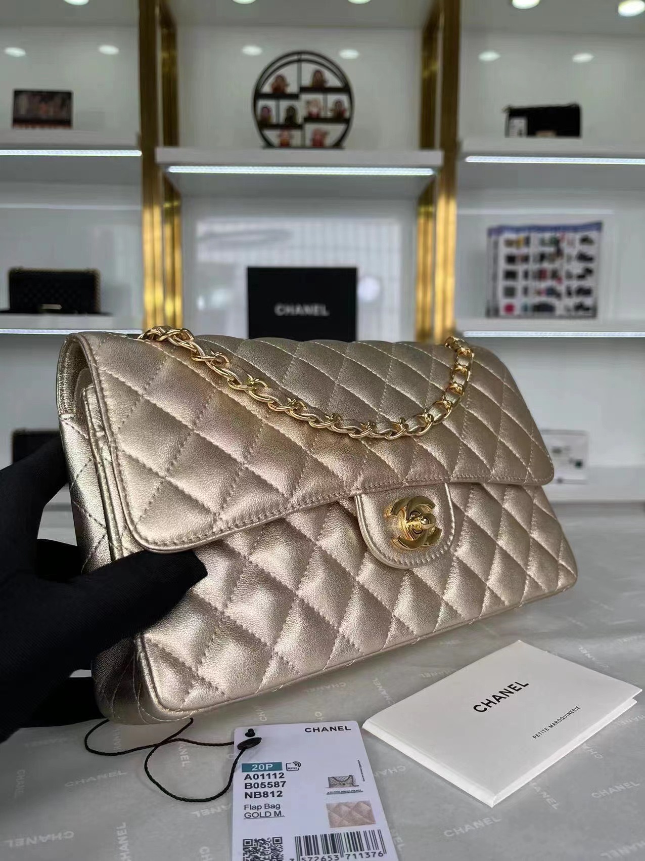 [TOP] CH@NEL Classic Flap Bag Lambskin Medium 25.5cm – Gold & GHW - Chanel