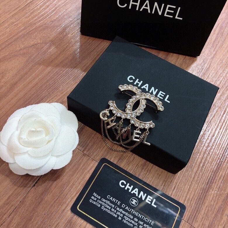 [TOP] CH@NEL DOUBLE C LOGO FRINGE BROOCH Chanel