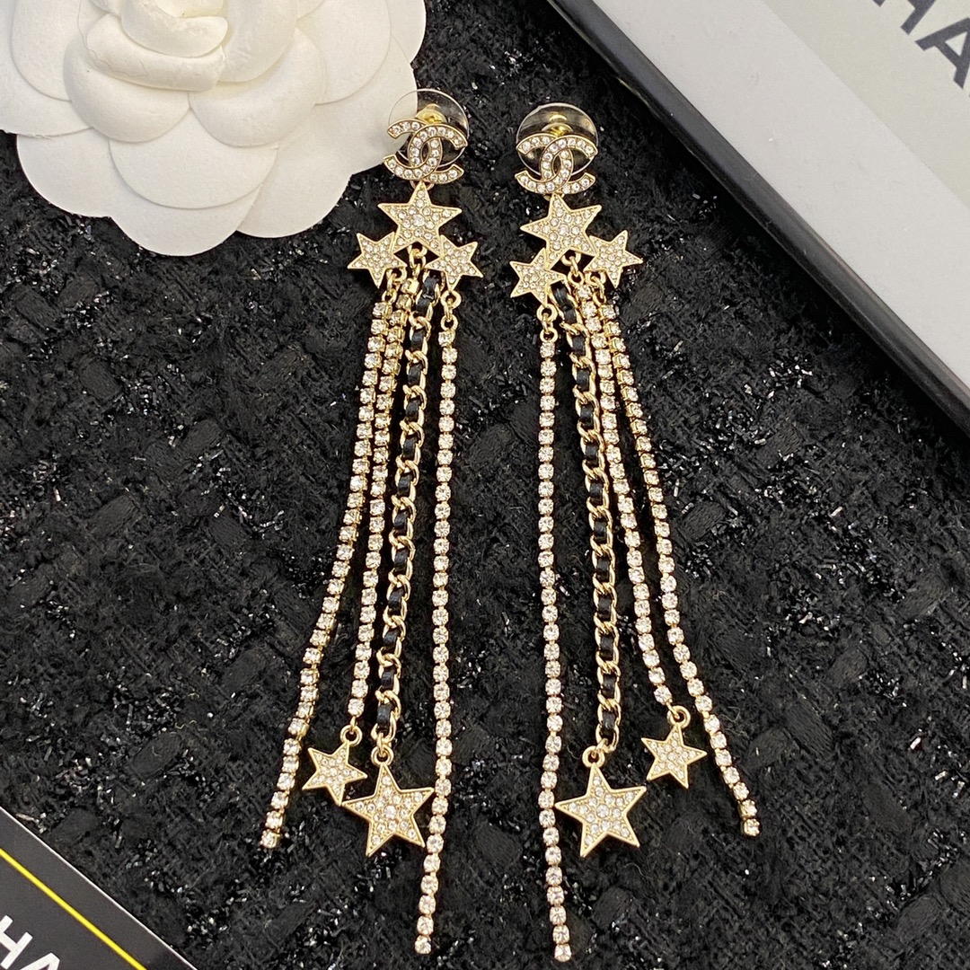[TOP] CH@NEL Lambskin Leather Chain Diamond Star Tassel Earrings - Gold - Chanel