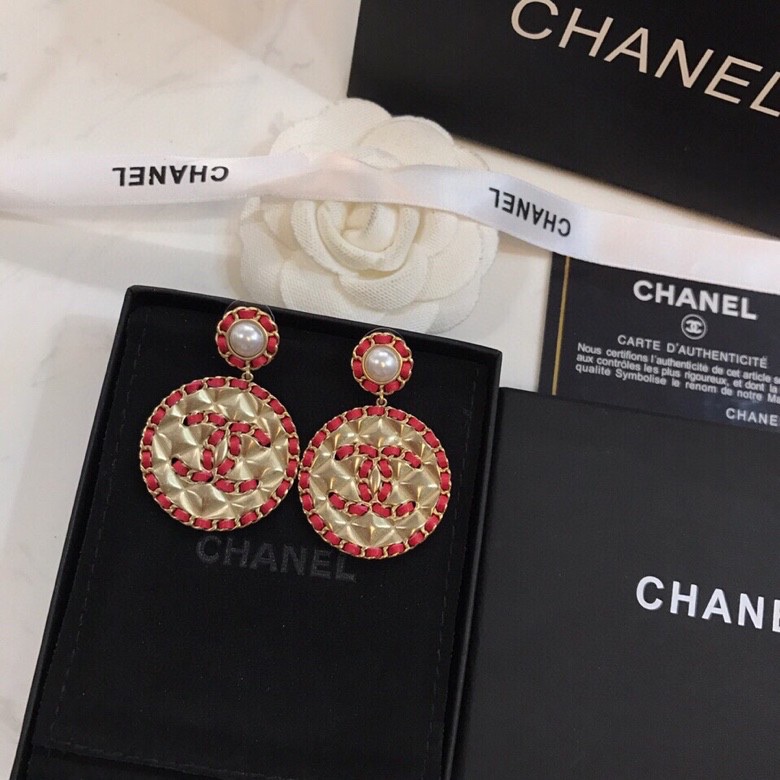 [TOP] CH@NEL Double C Metal Leather Round Stud Earrings - 3 Colors - Chanel