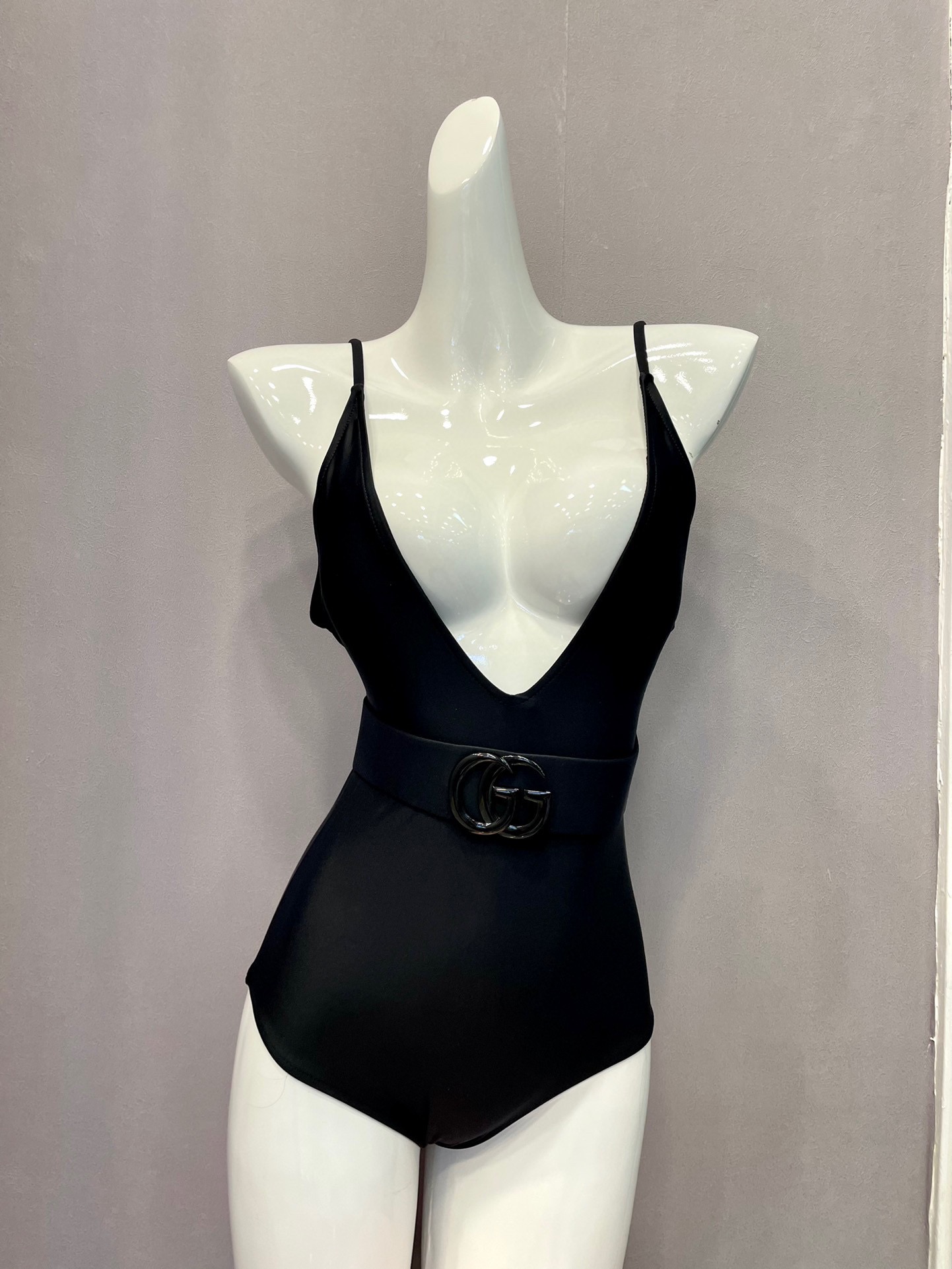[TOP] GUCC! G*G One-Piece Swimsuit - Black - Gucci