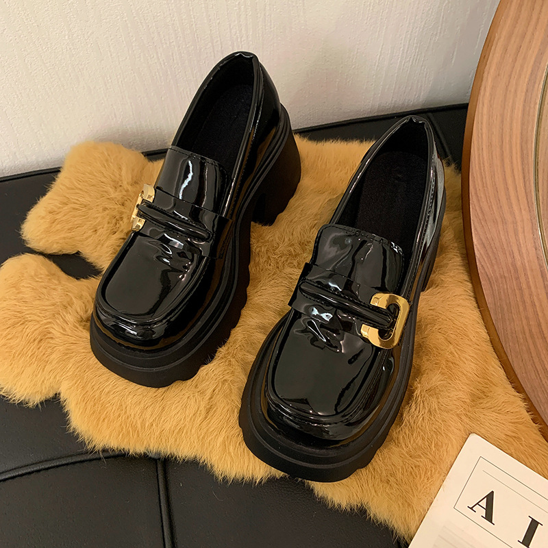 Thick-soled loafers women’s 2023 spring and autumn new British style round toe shallow mouth slip-on small leather shoes high-heeled single shoes women