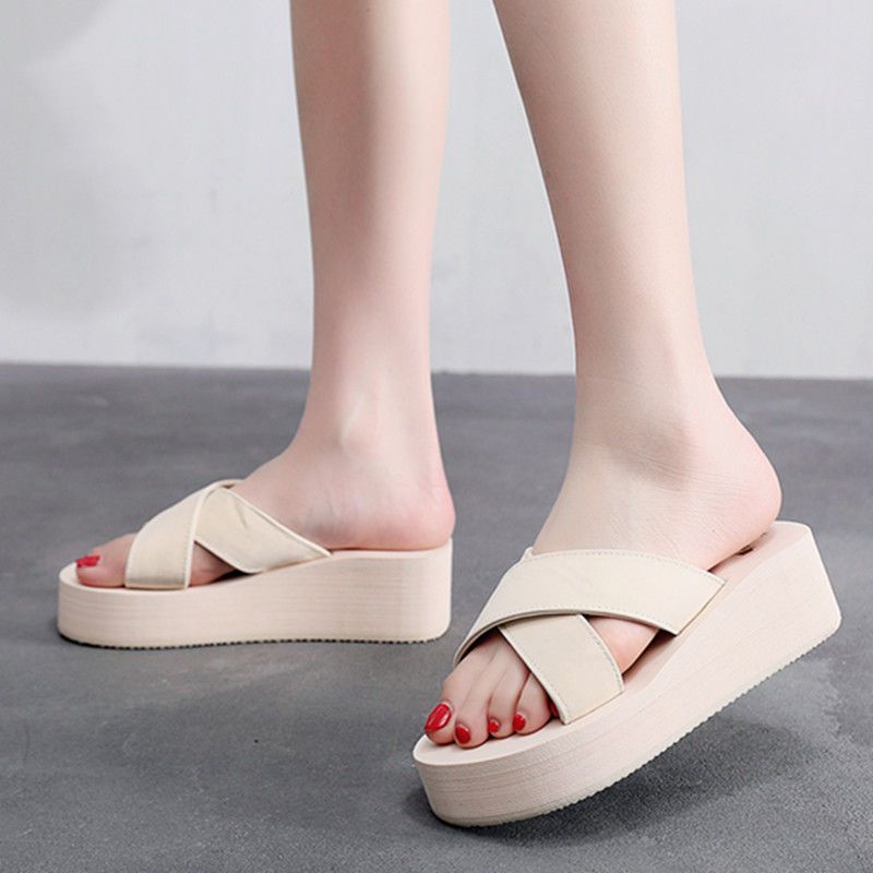 thick-soled slippers women’s outer wear thin cross-strap sandals summer fashion high-heeled beach shoes tide