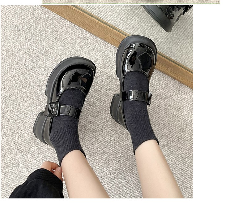 French retro Mary Jane shoes women’s 2023 spring new thick-soled round toe shallow mouth small leather shoes thick-heeled jk single shoes
