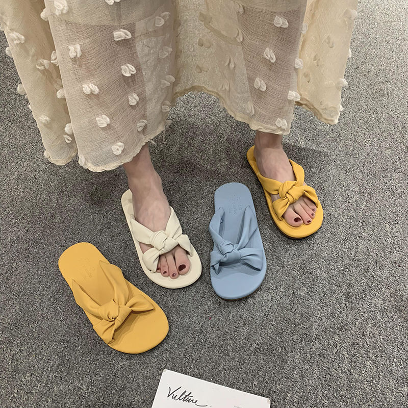women’s summer wear fashion all-match flat bottom students sexy and thin ins tide one word sandals and slippers
